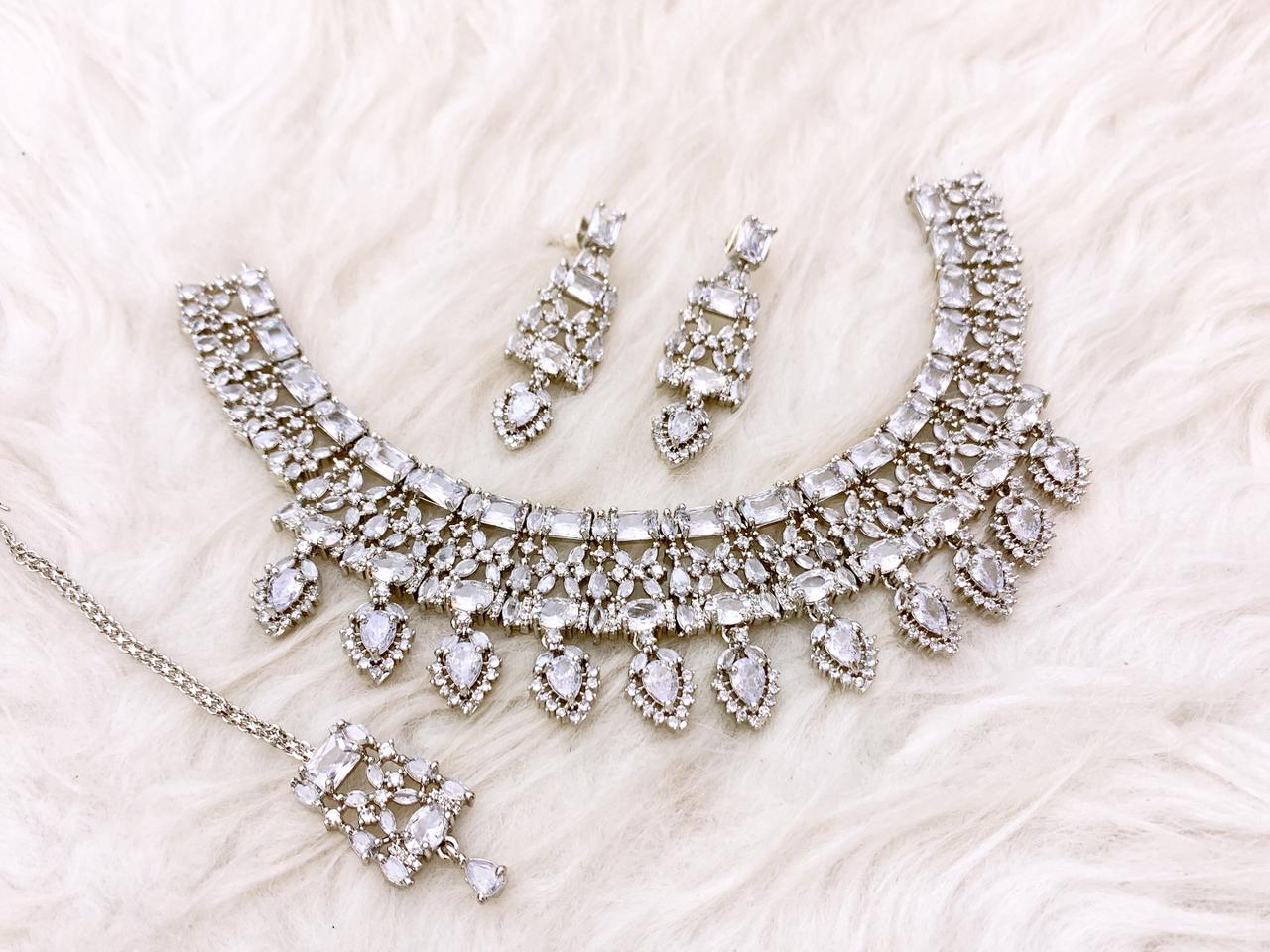 Necklace Set