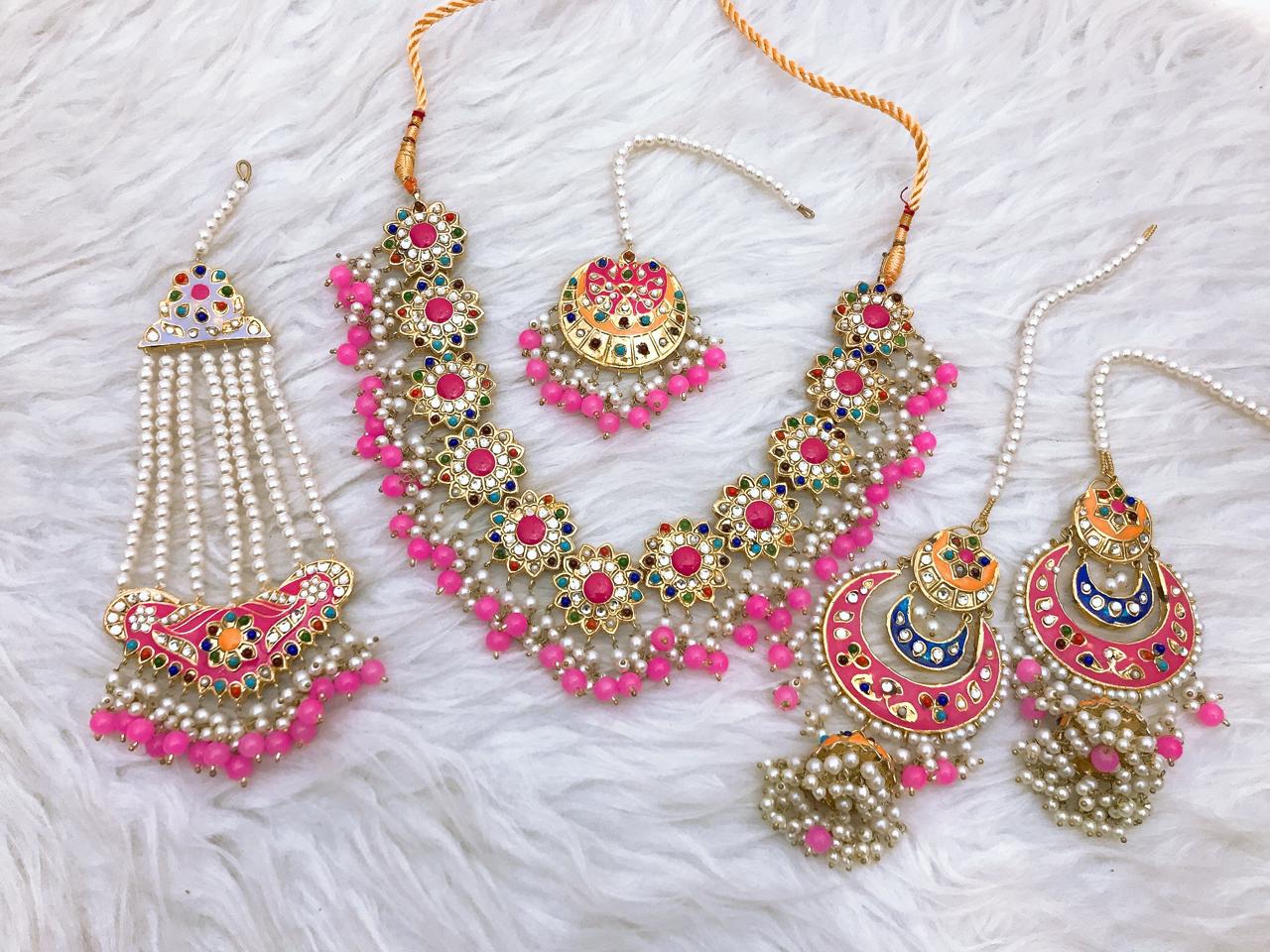 Necklace Set