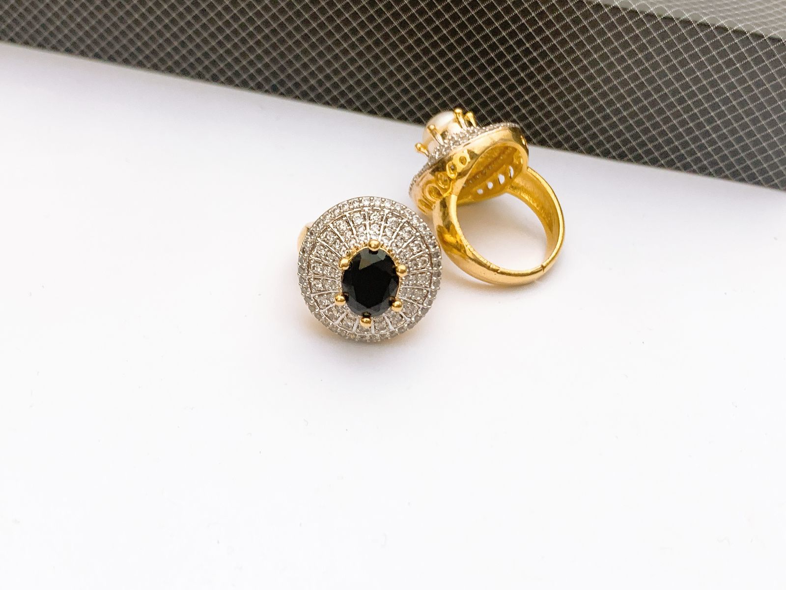 Ring