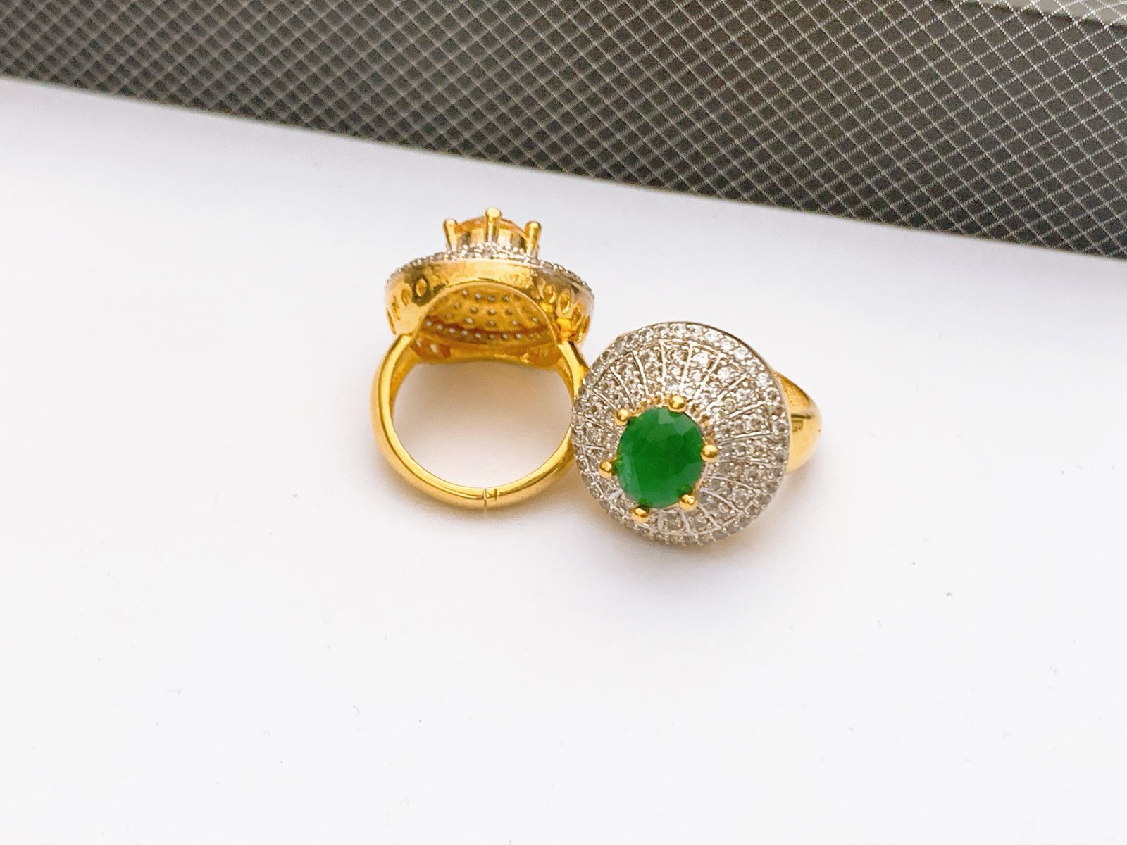 Ring