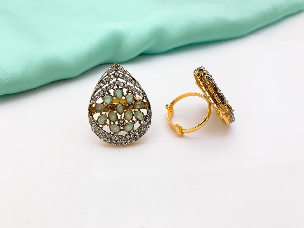 Ring