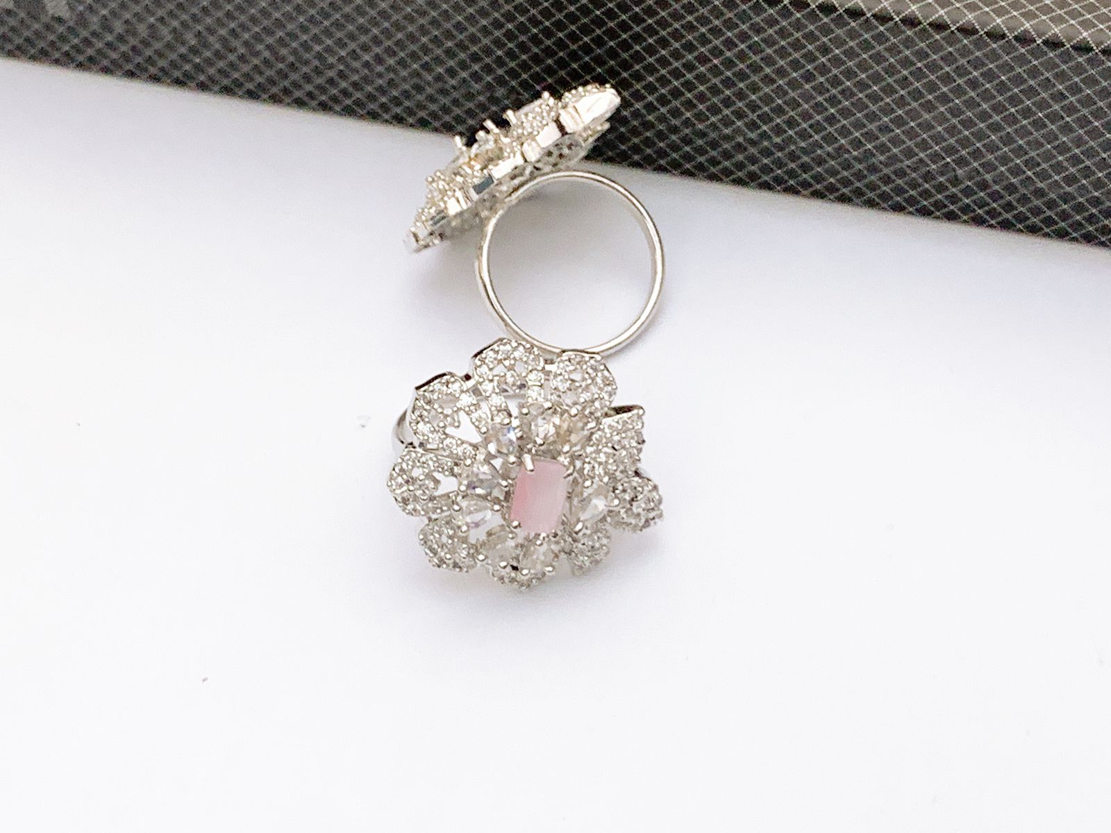 (Adjustable) Rings