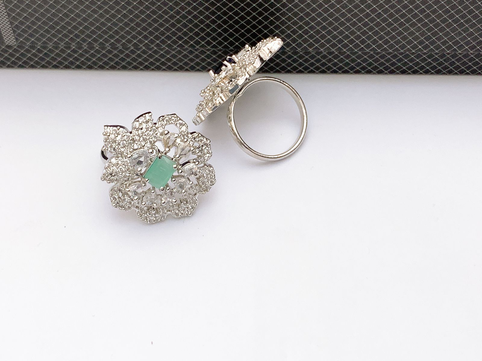 (Adjustable) Rings
