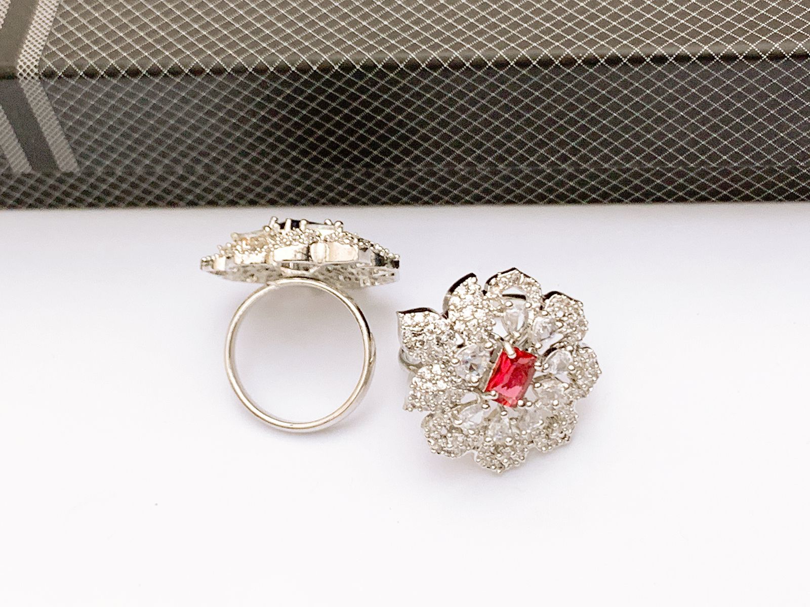 (Adjustable) Rings