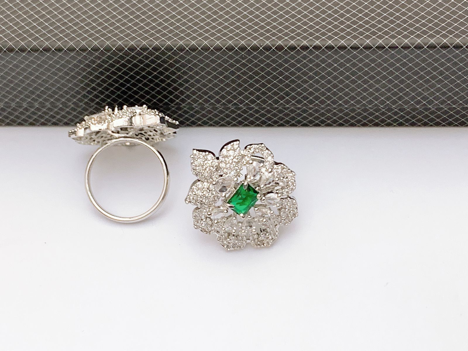 (Adjustable) Rings