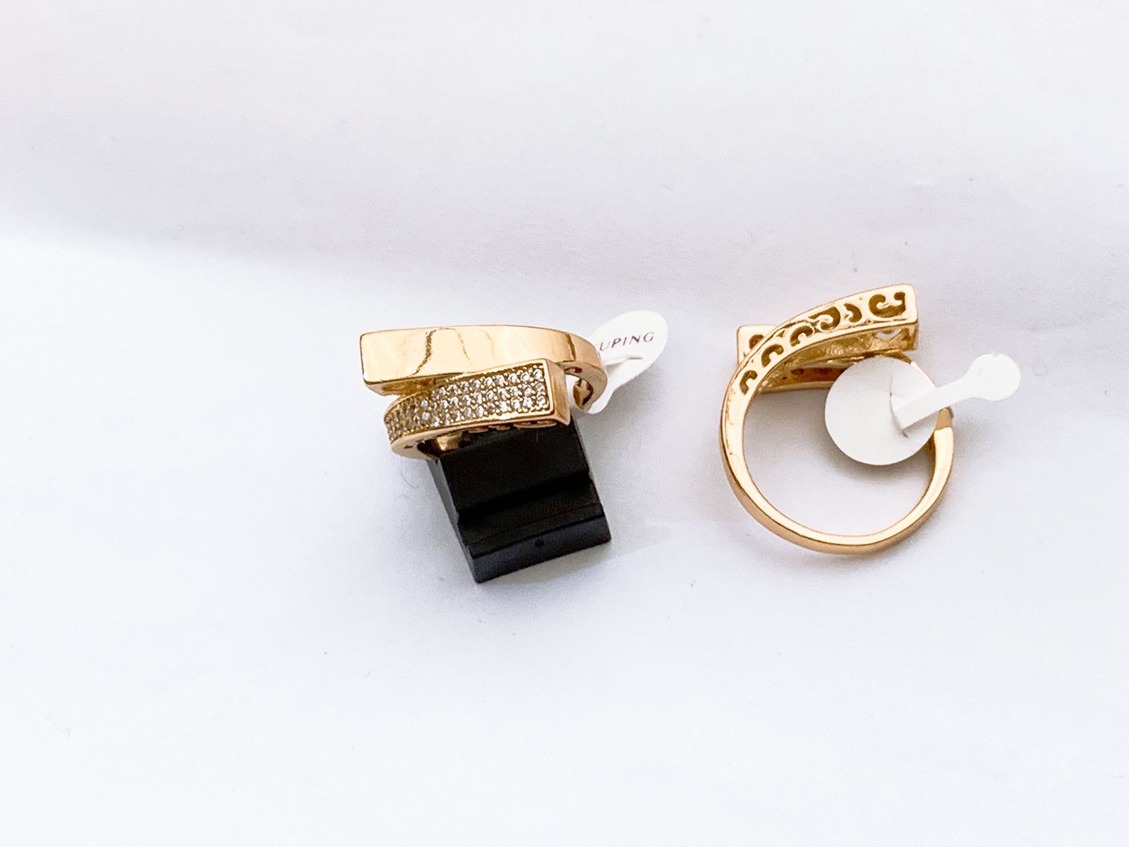 Xuping Ring