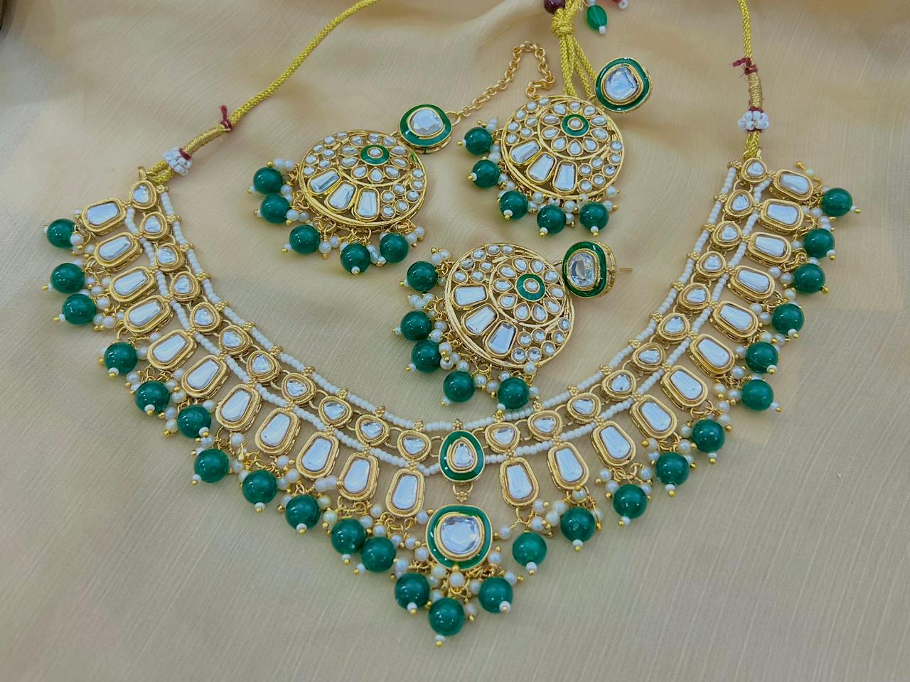 Necklace set