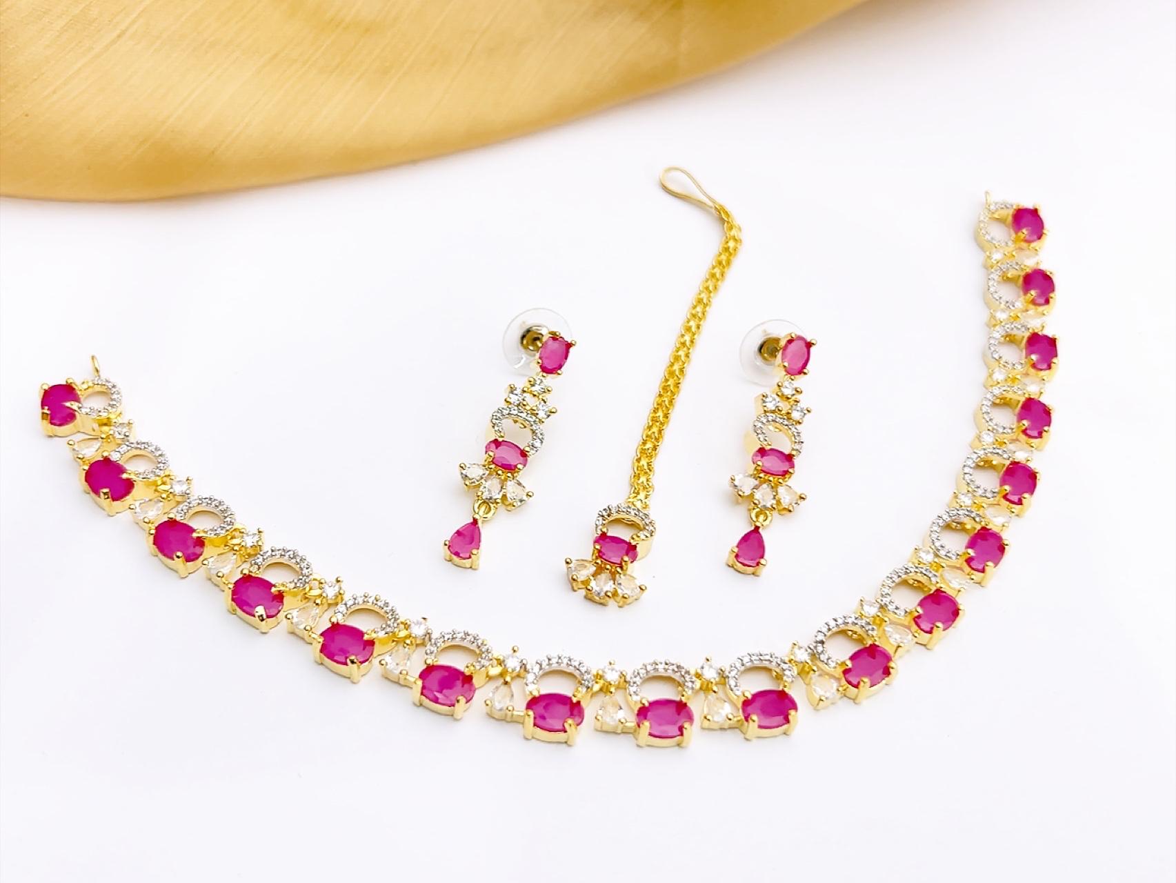 Necklace set