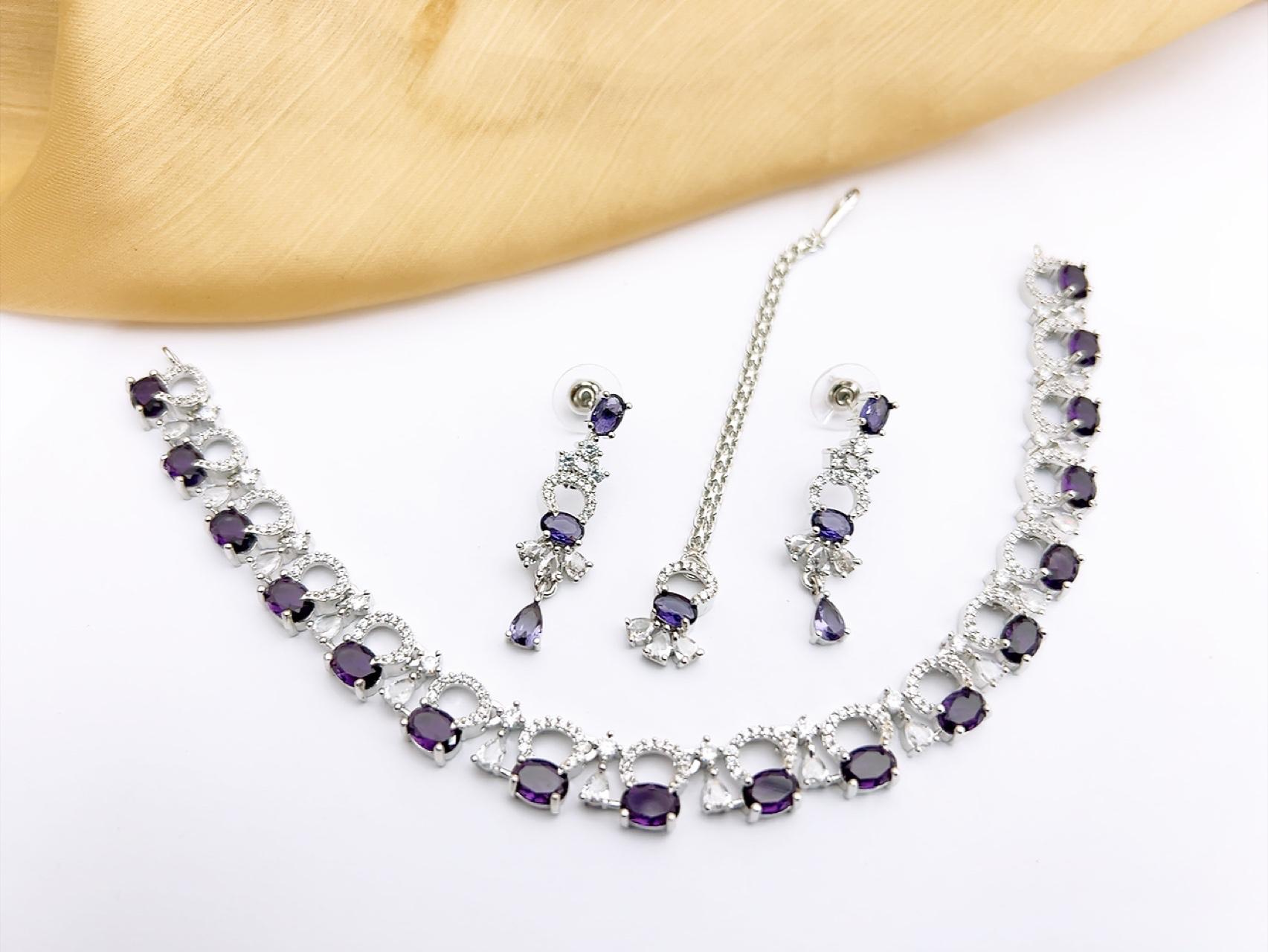 Necklace set