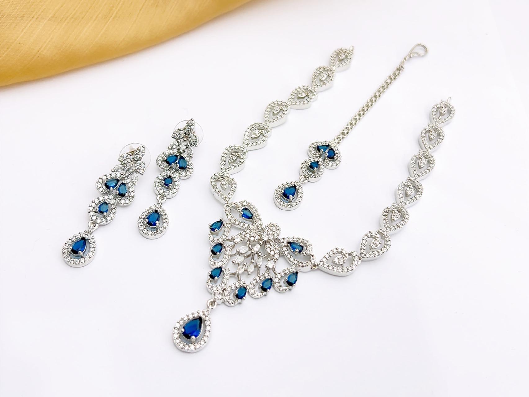Necklace set