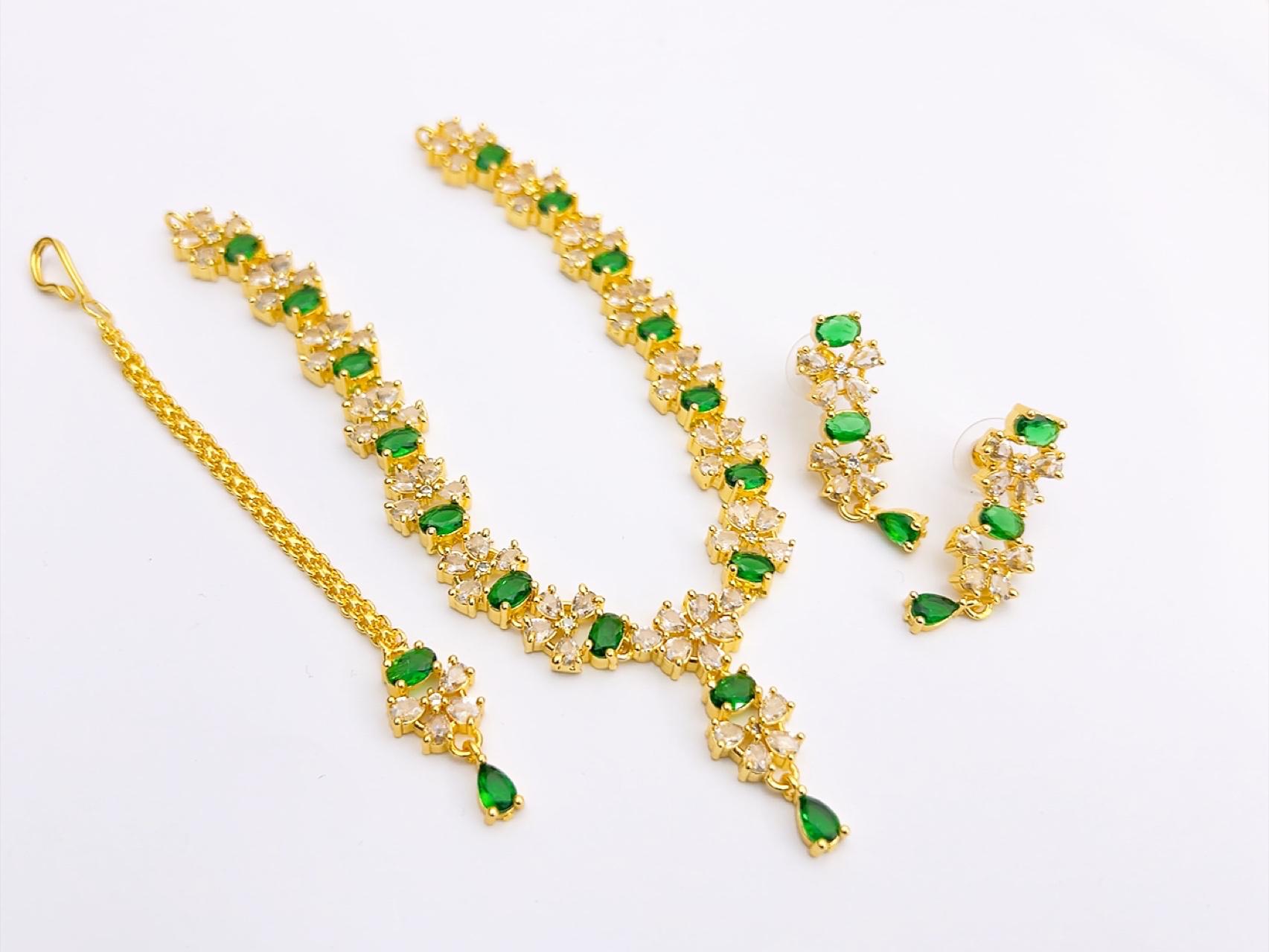 Necklace set