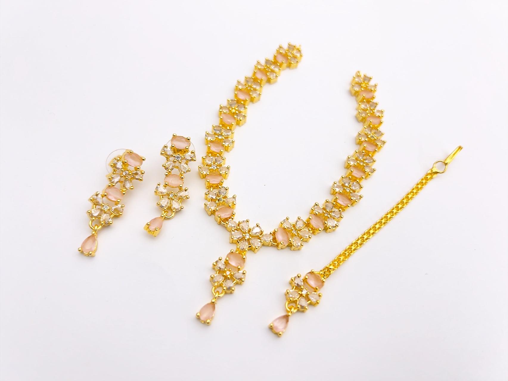 Necklace set
