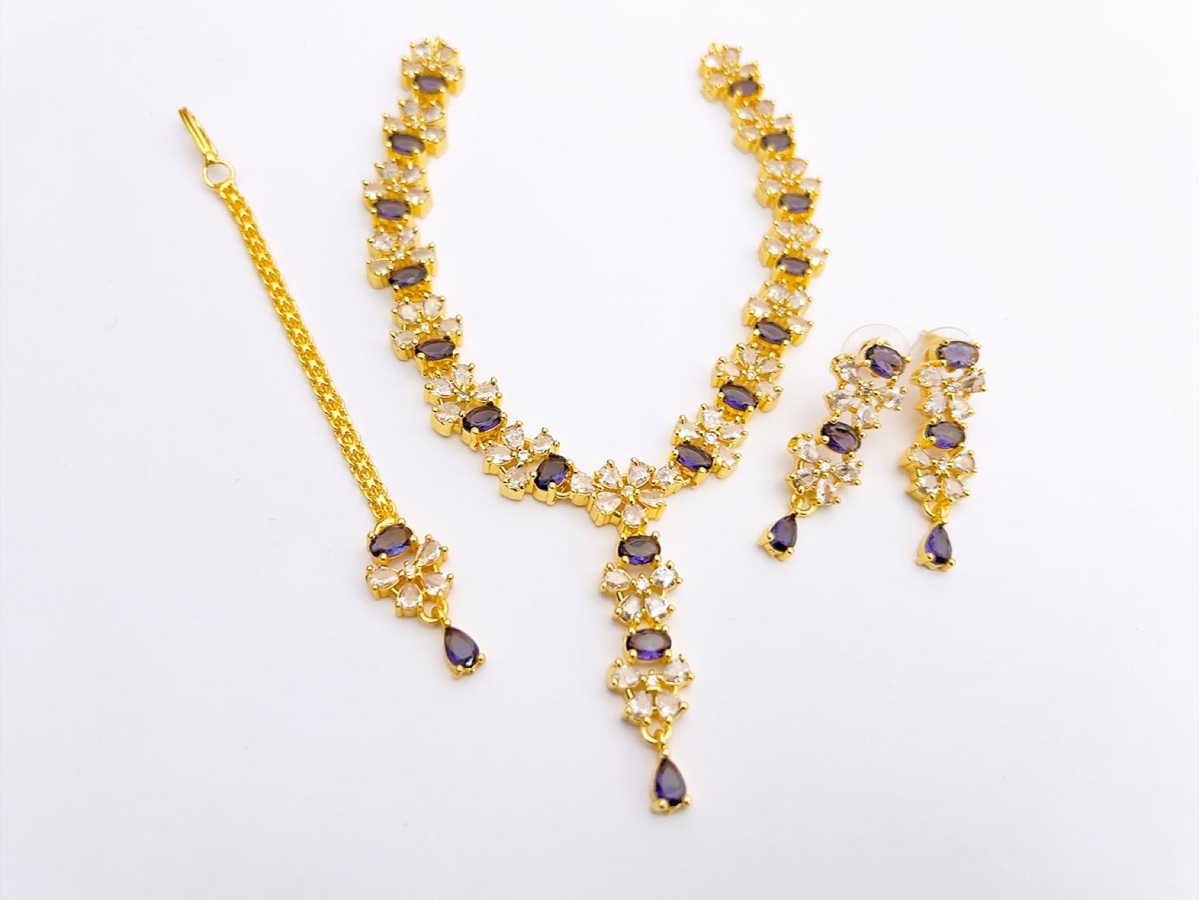 Necklace set