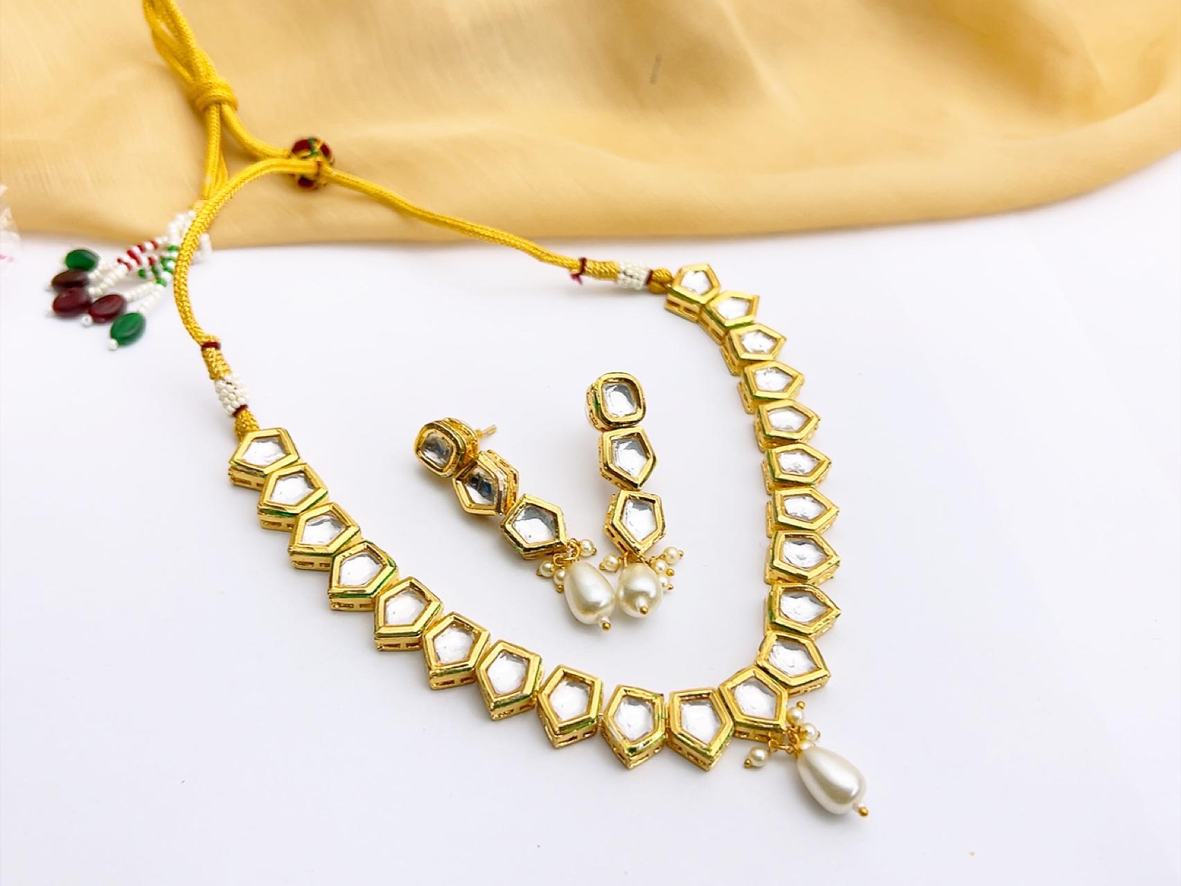 Necklace set