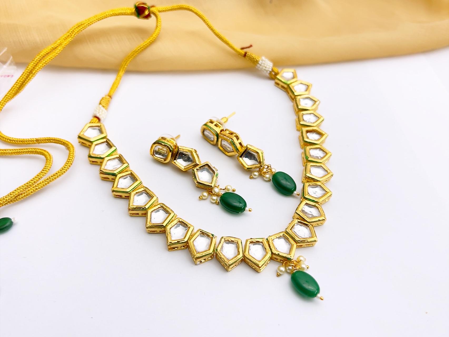 Necklace set