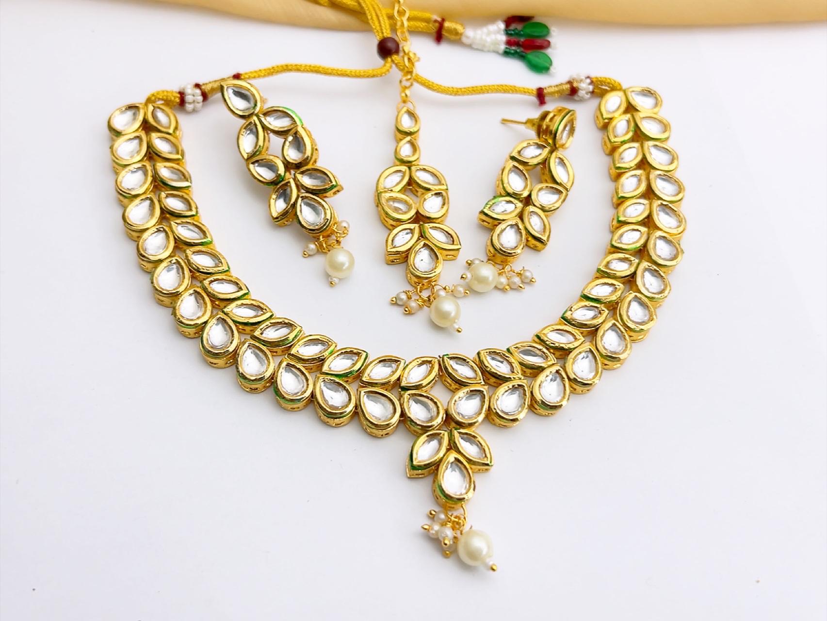 Necklace set