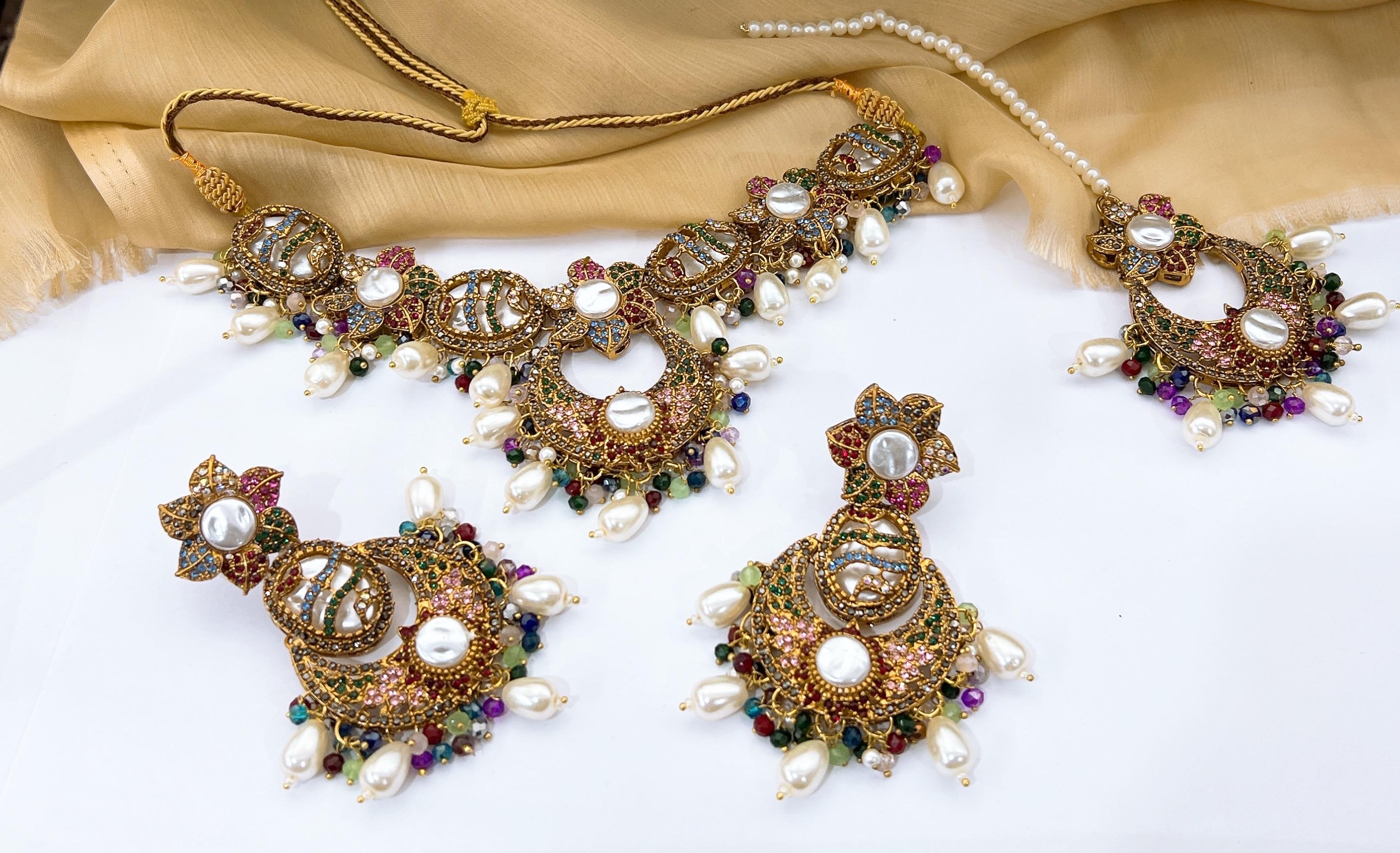 Necklace Set
