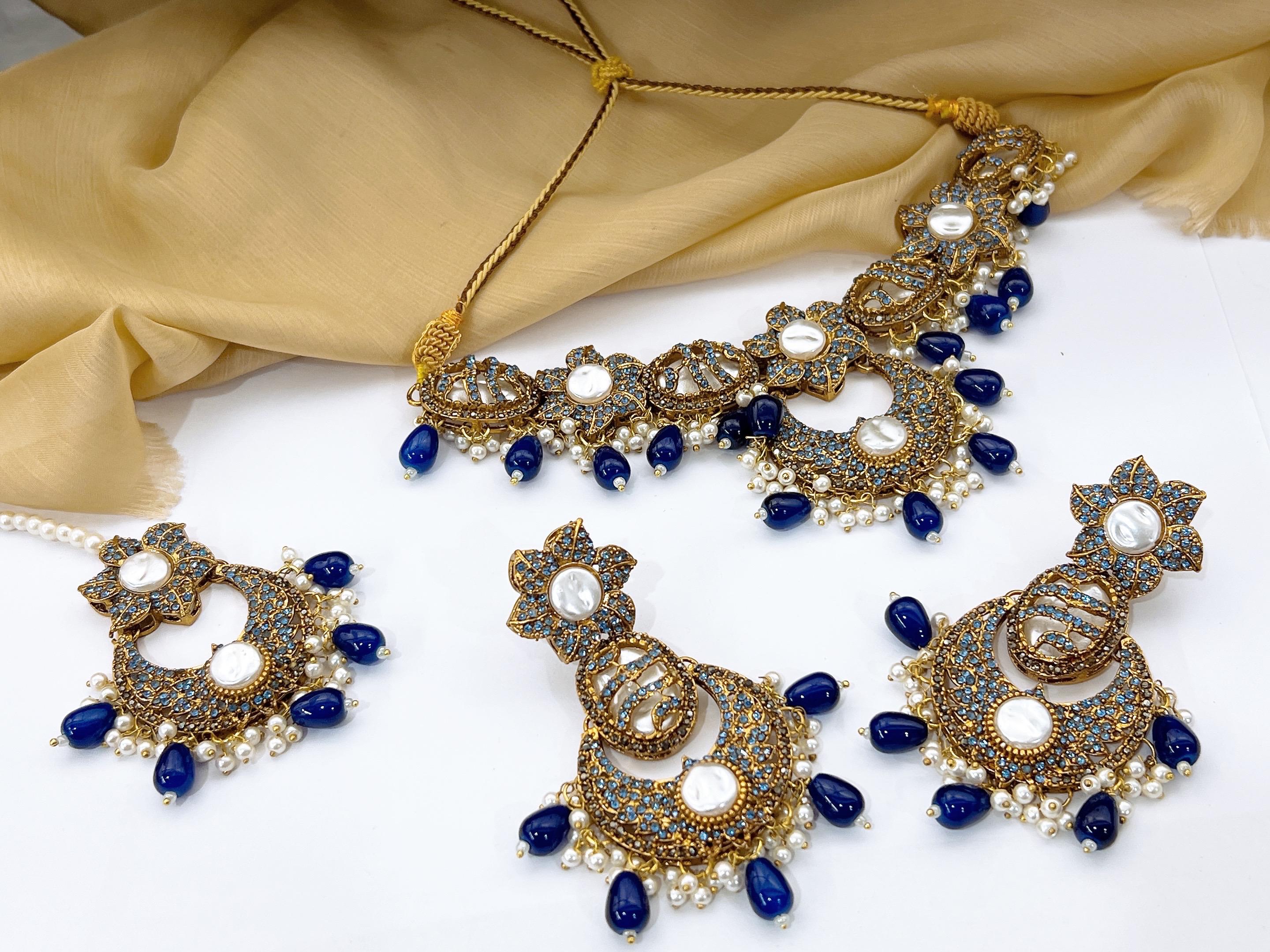 Necklace Set