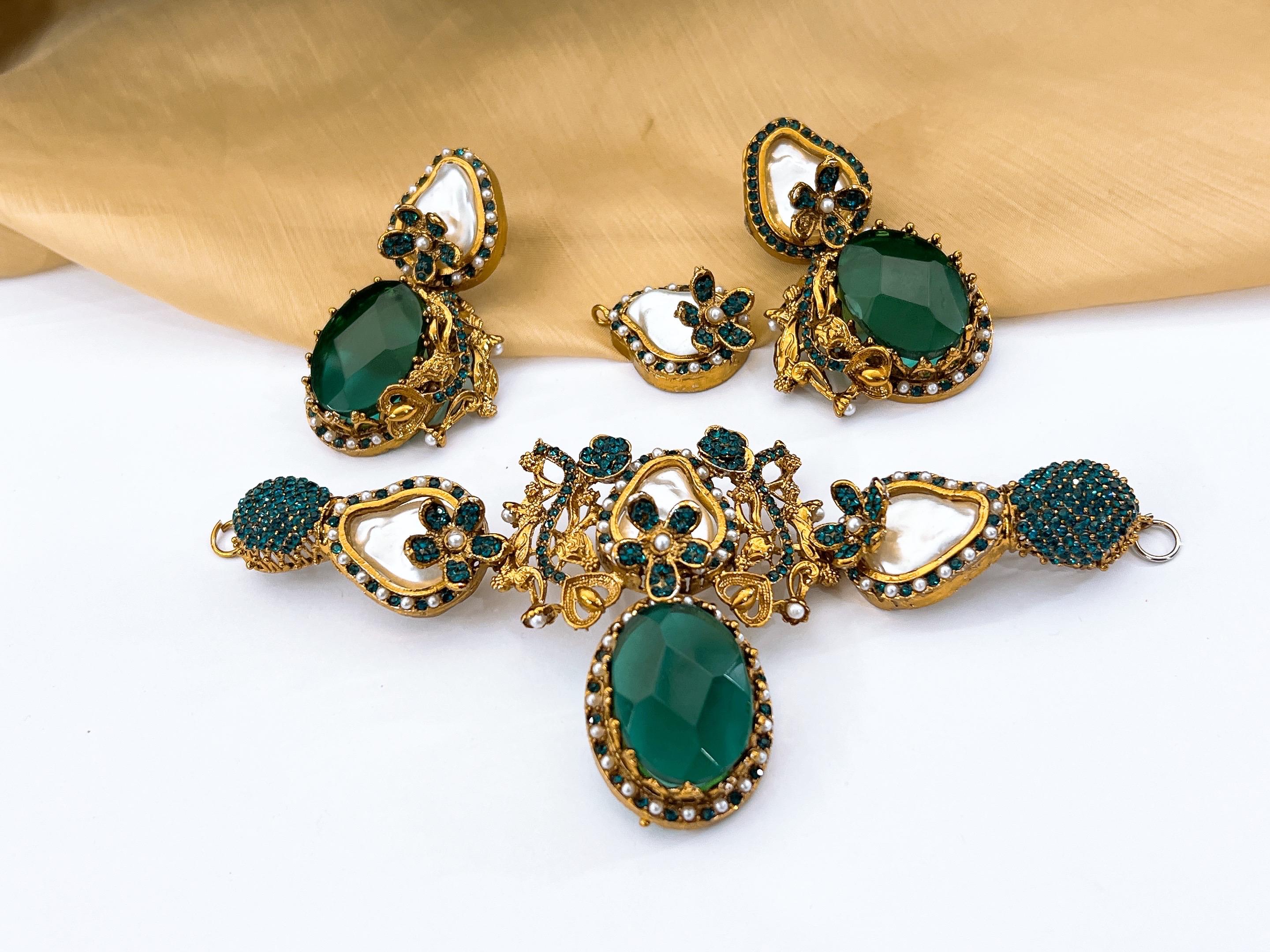 Choker Set