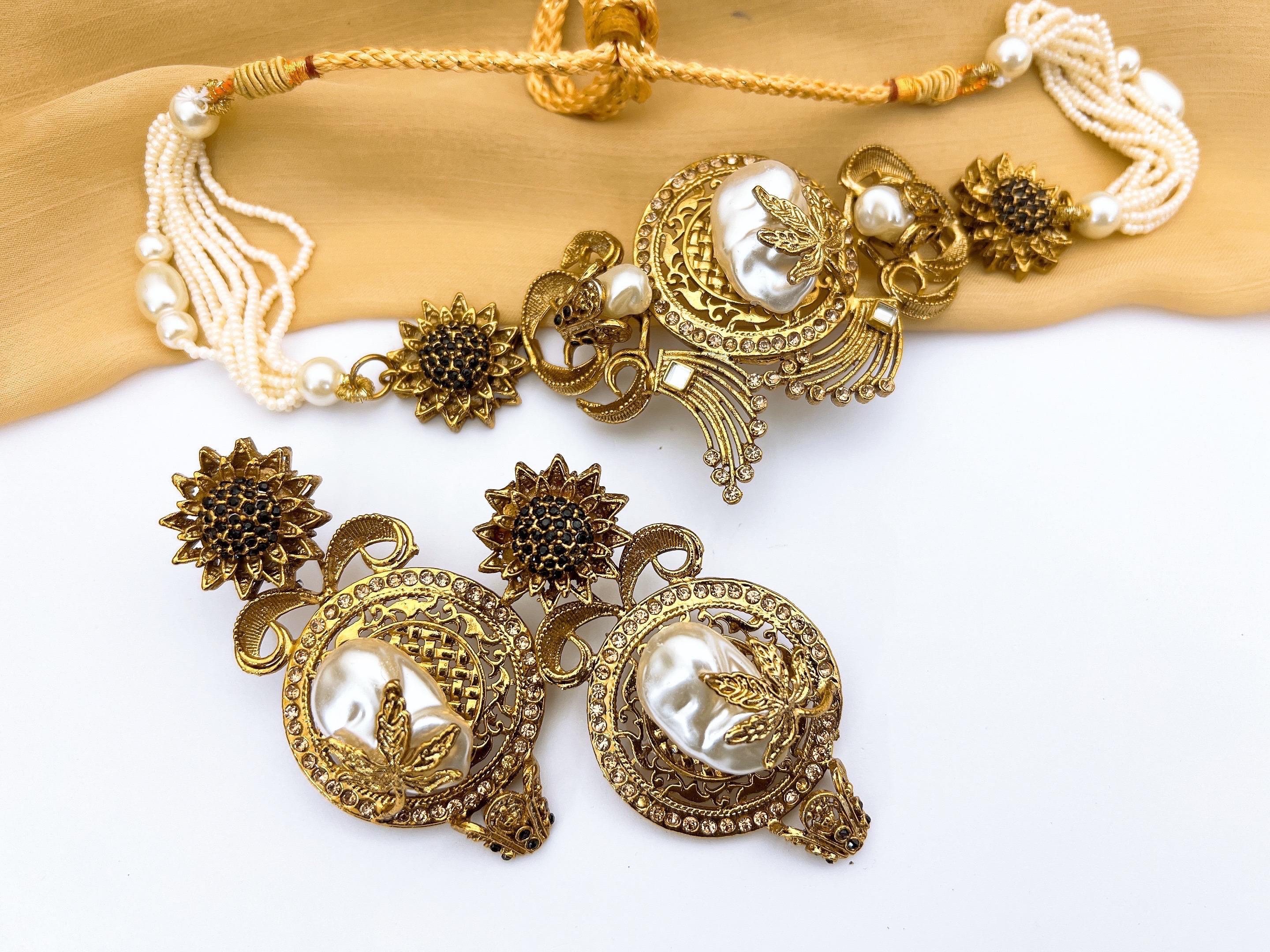 Choker Set