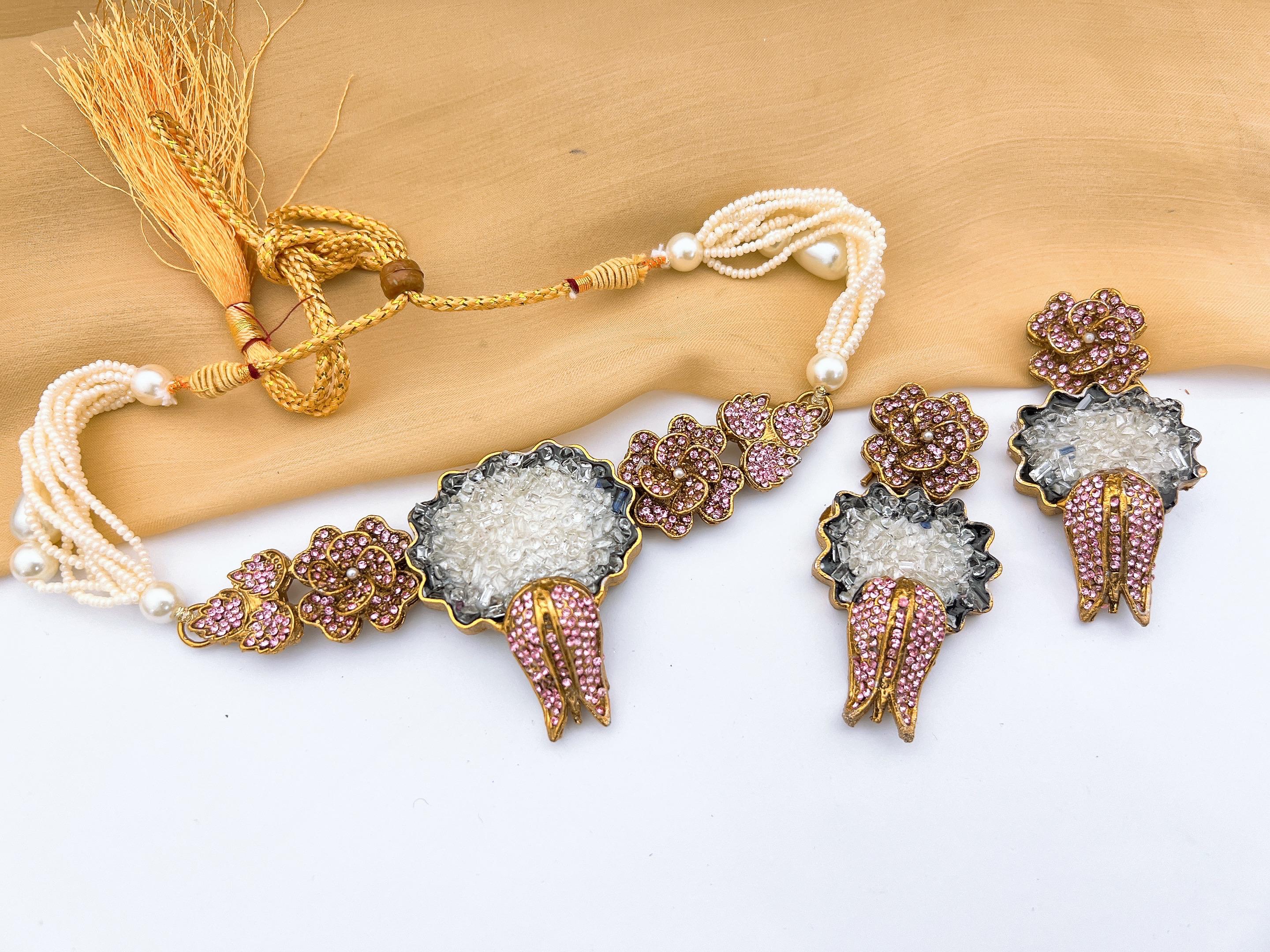 Choker Set