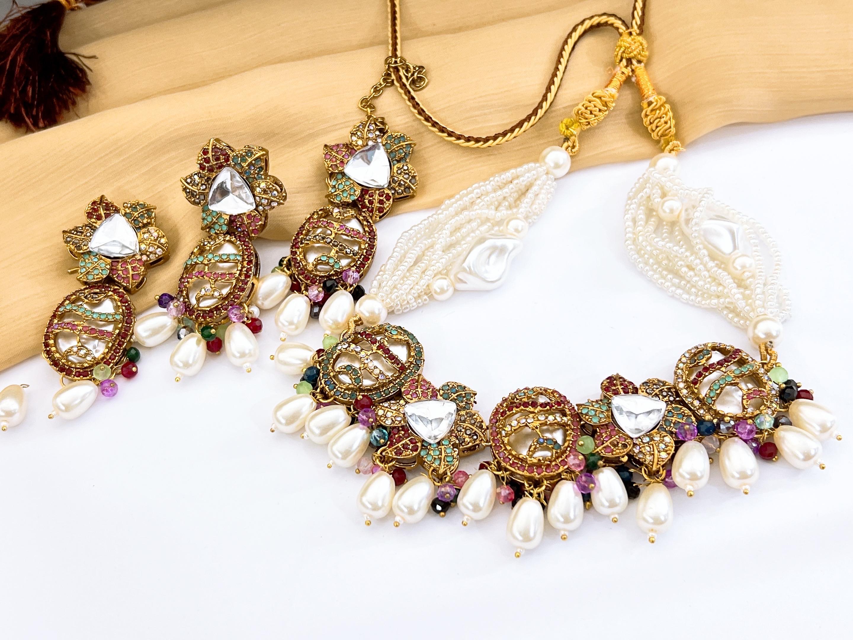 Choker Set