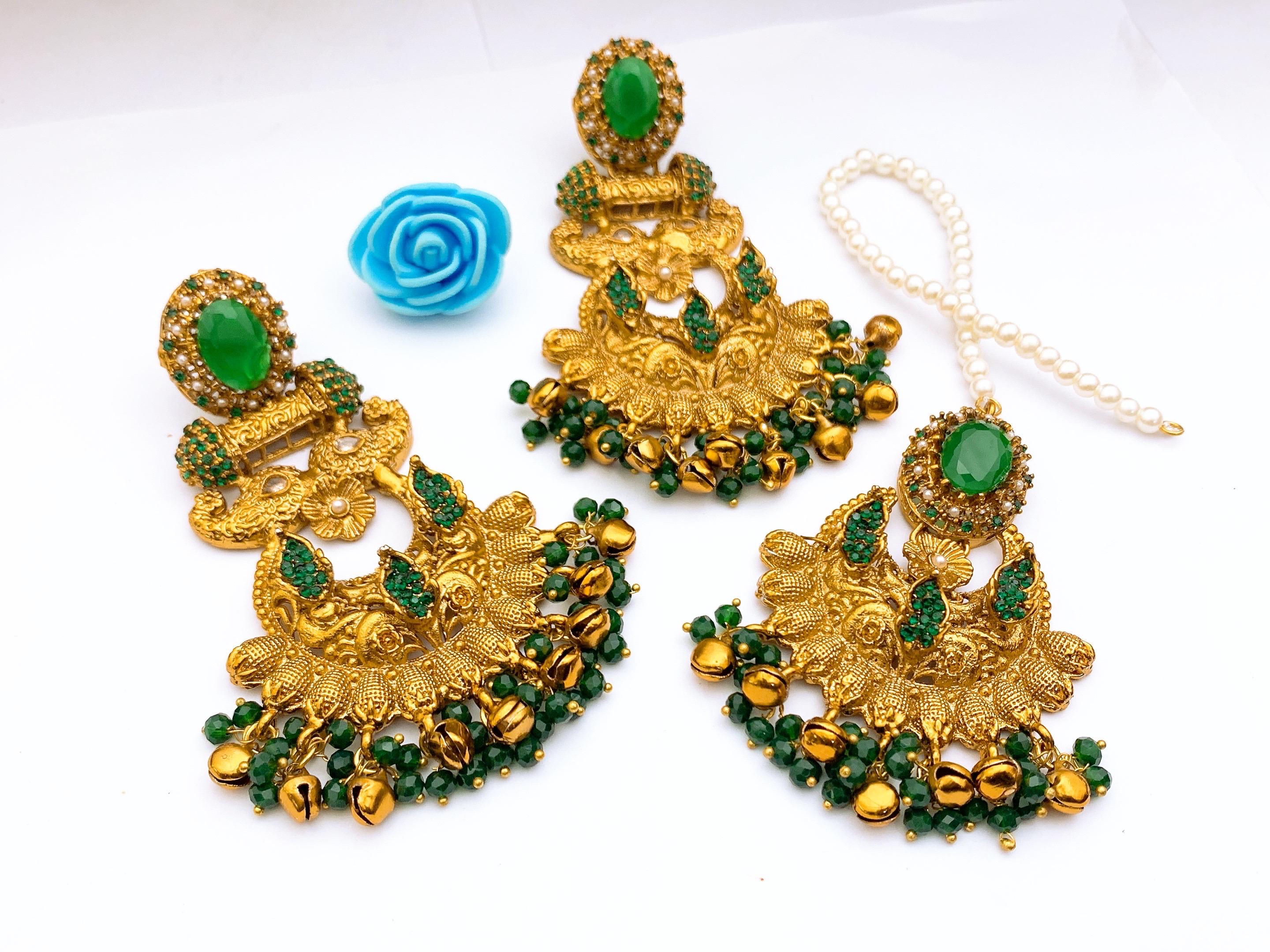 Earrings Bindiya