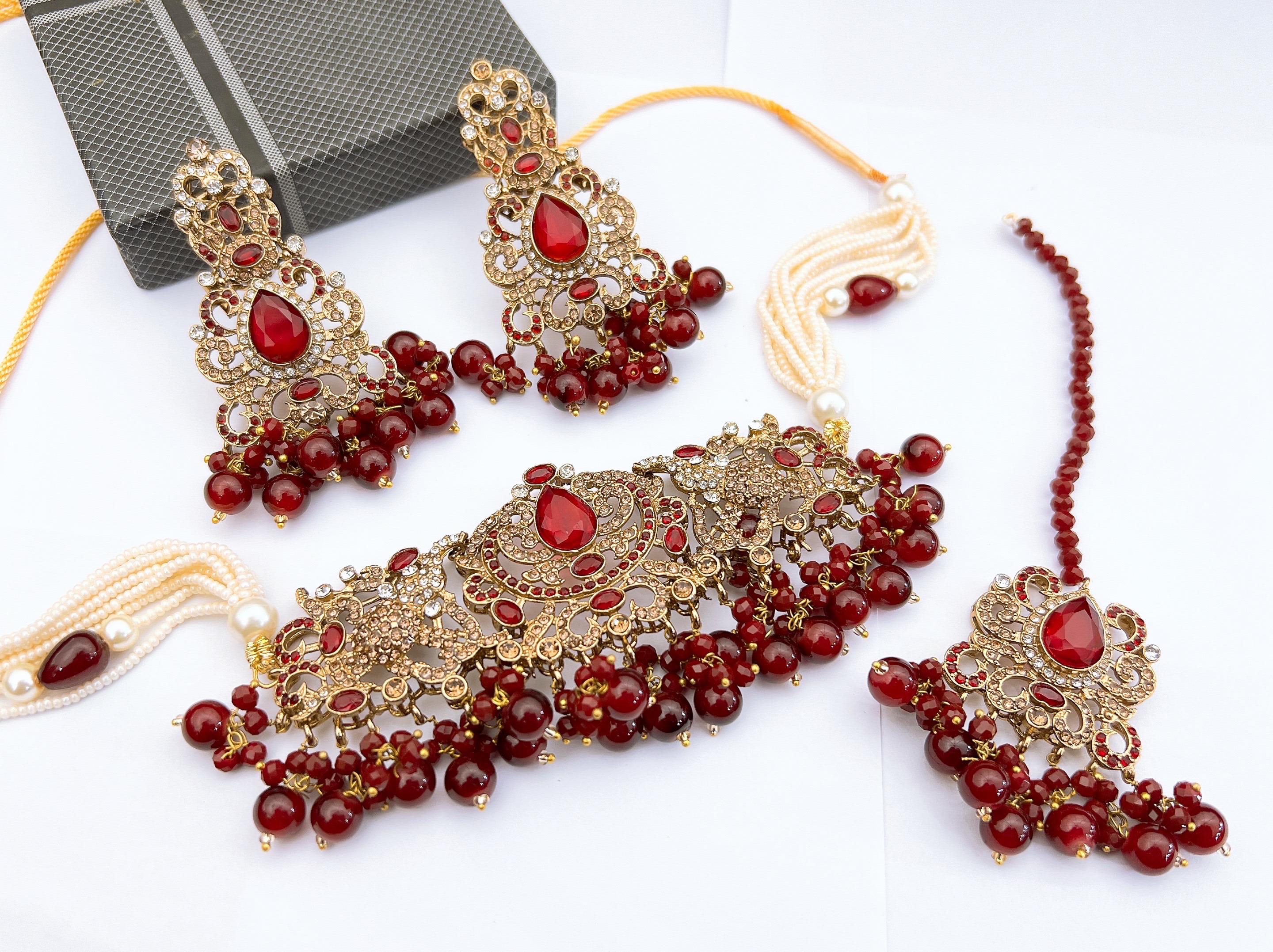 Necklace Set