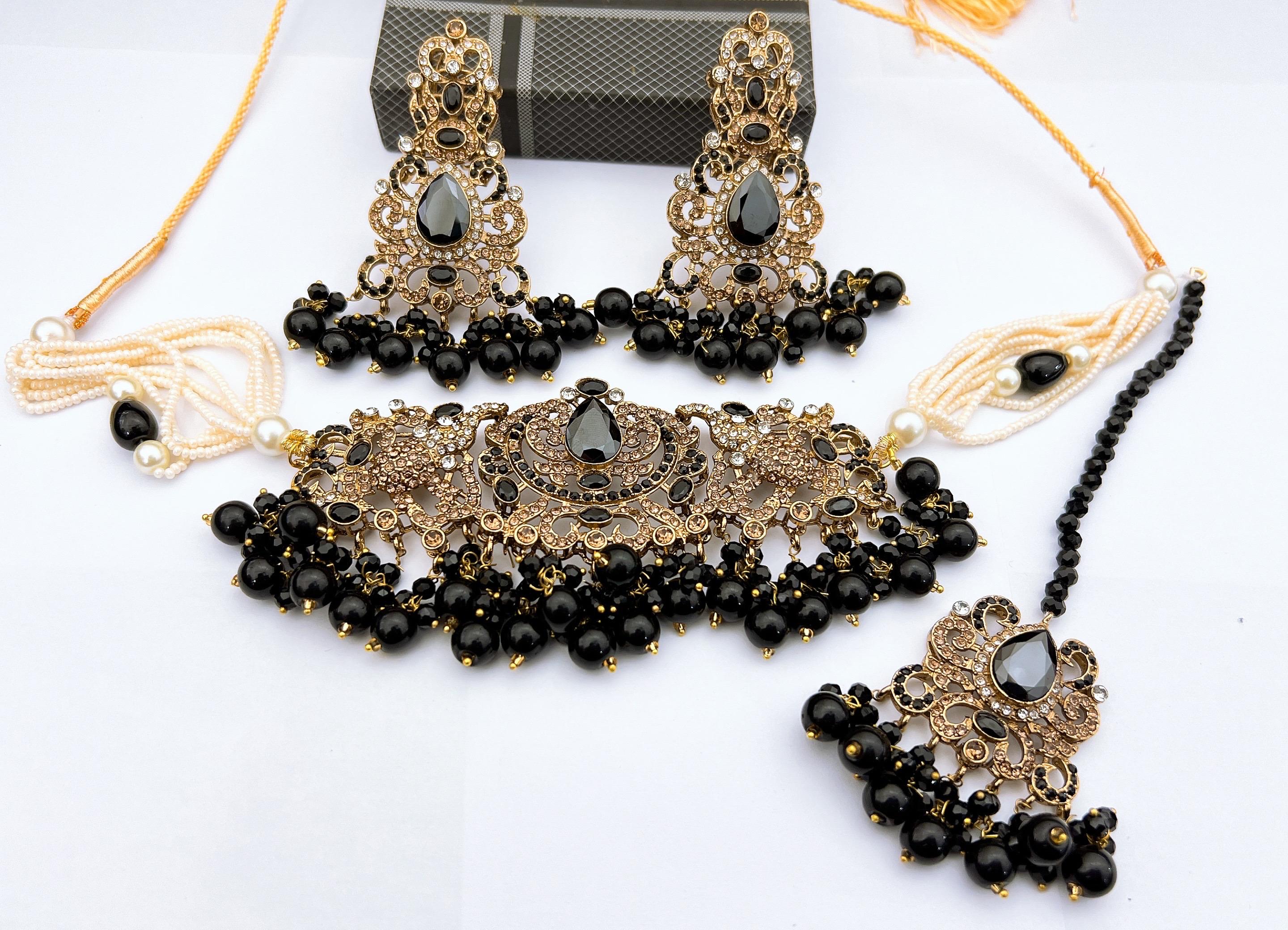 Necklace Set
