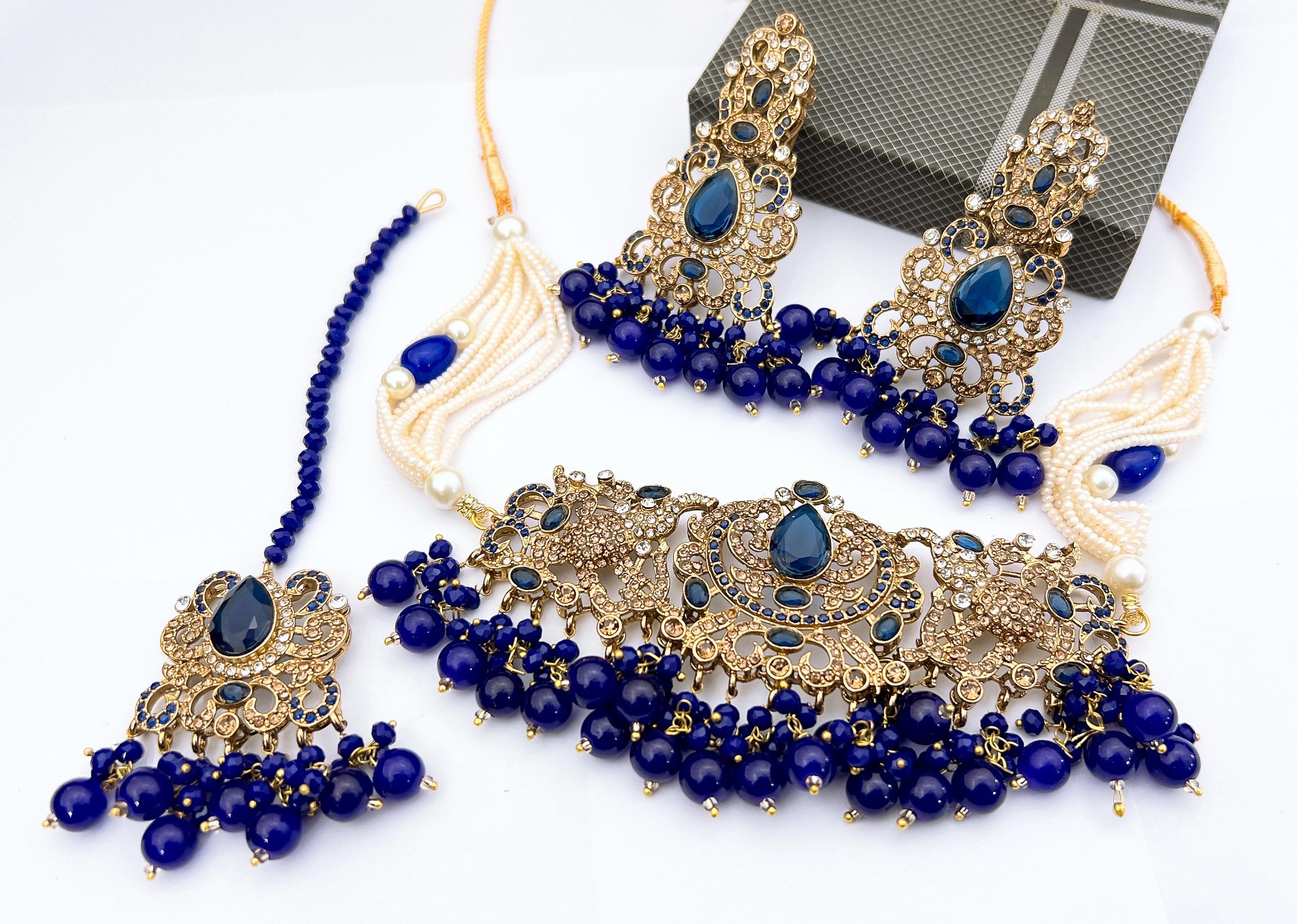 Necklace Set