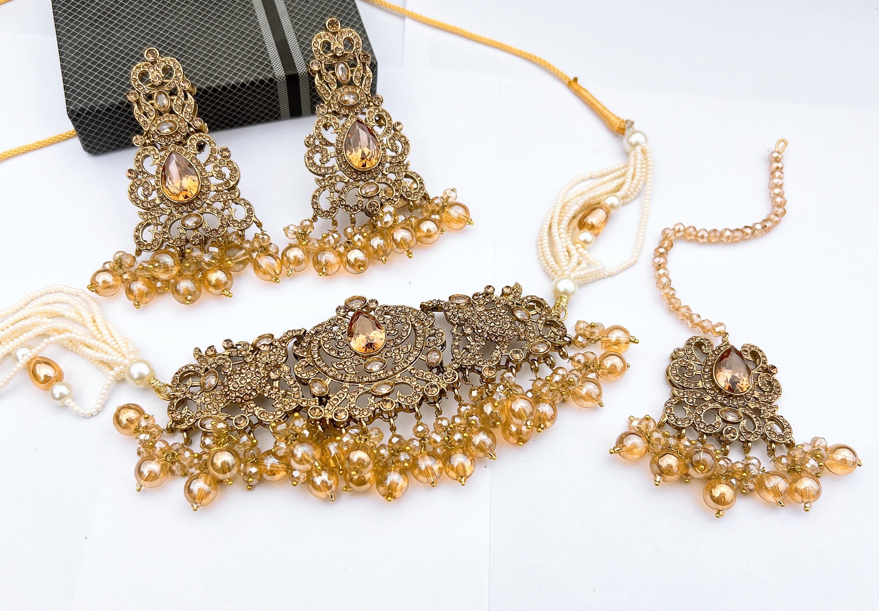 Necklace Set