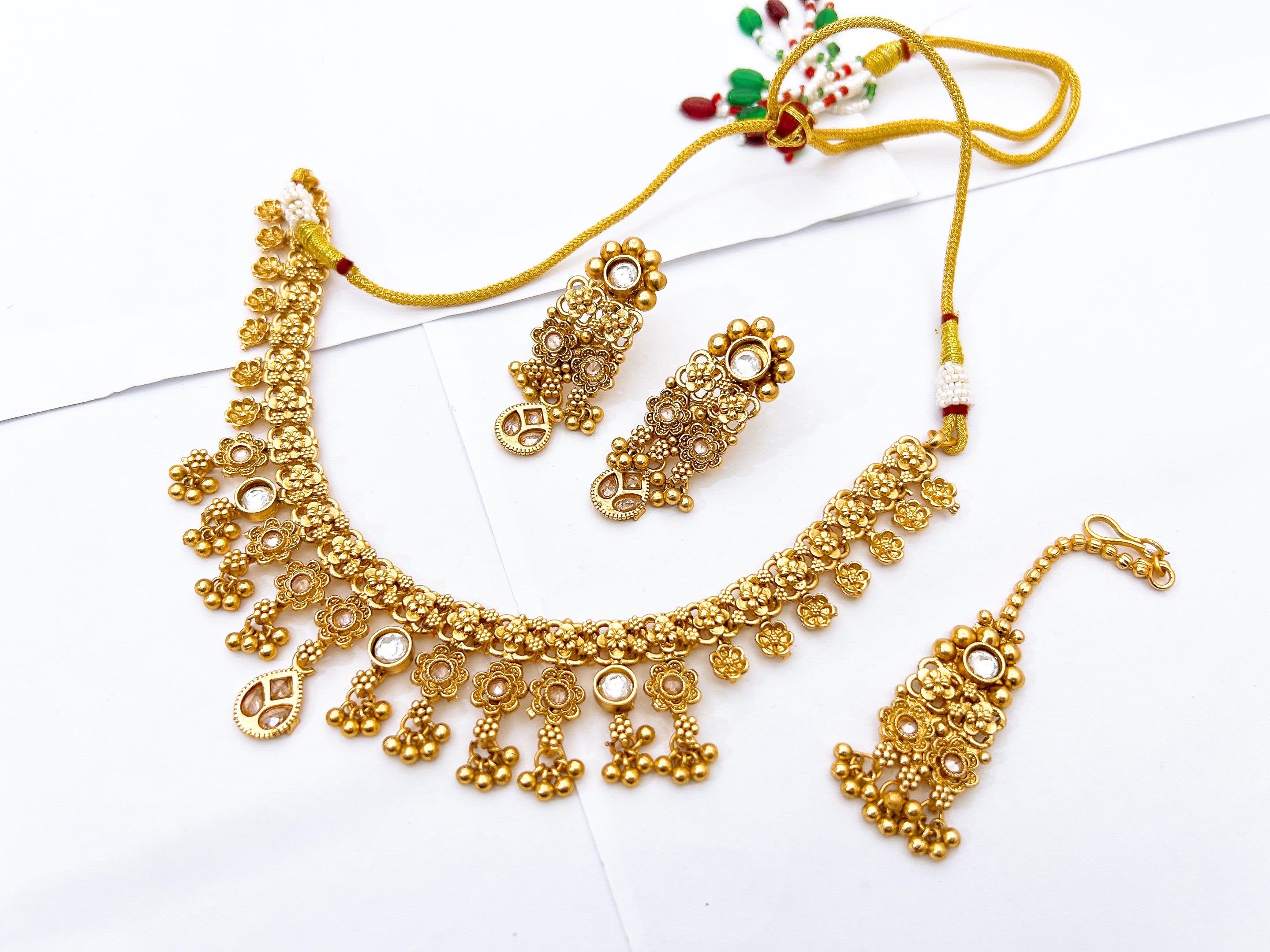 Necklace Set