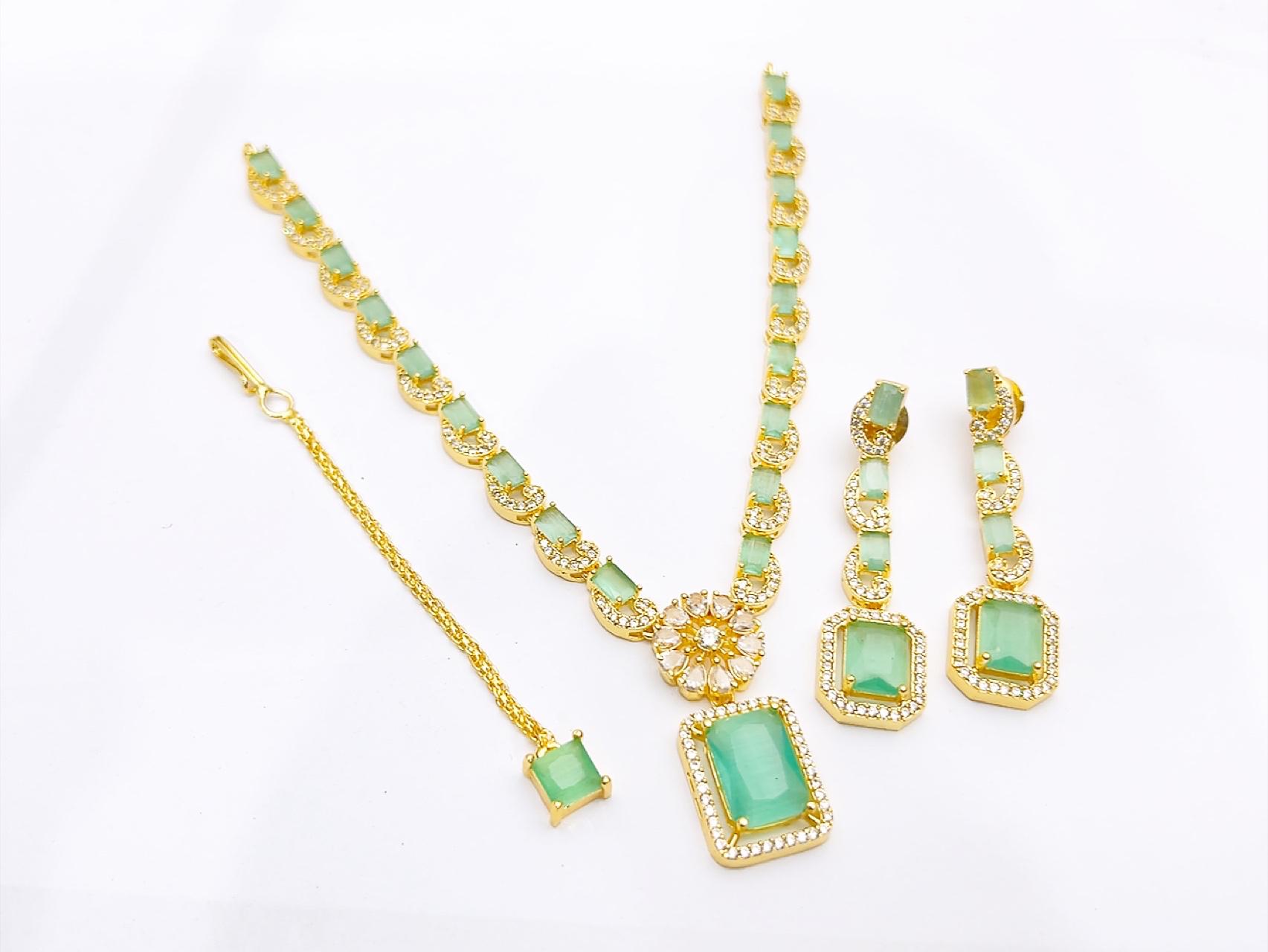 Necklace set