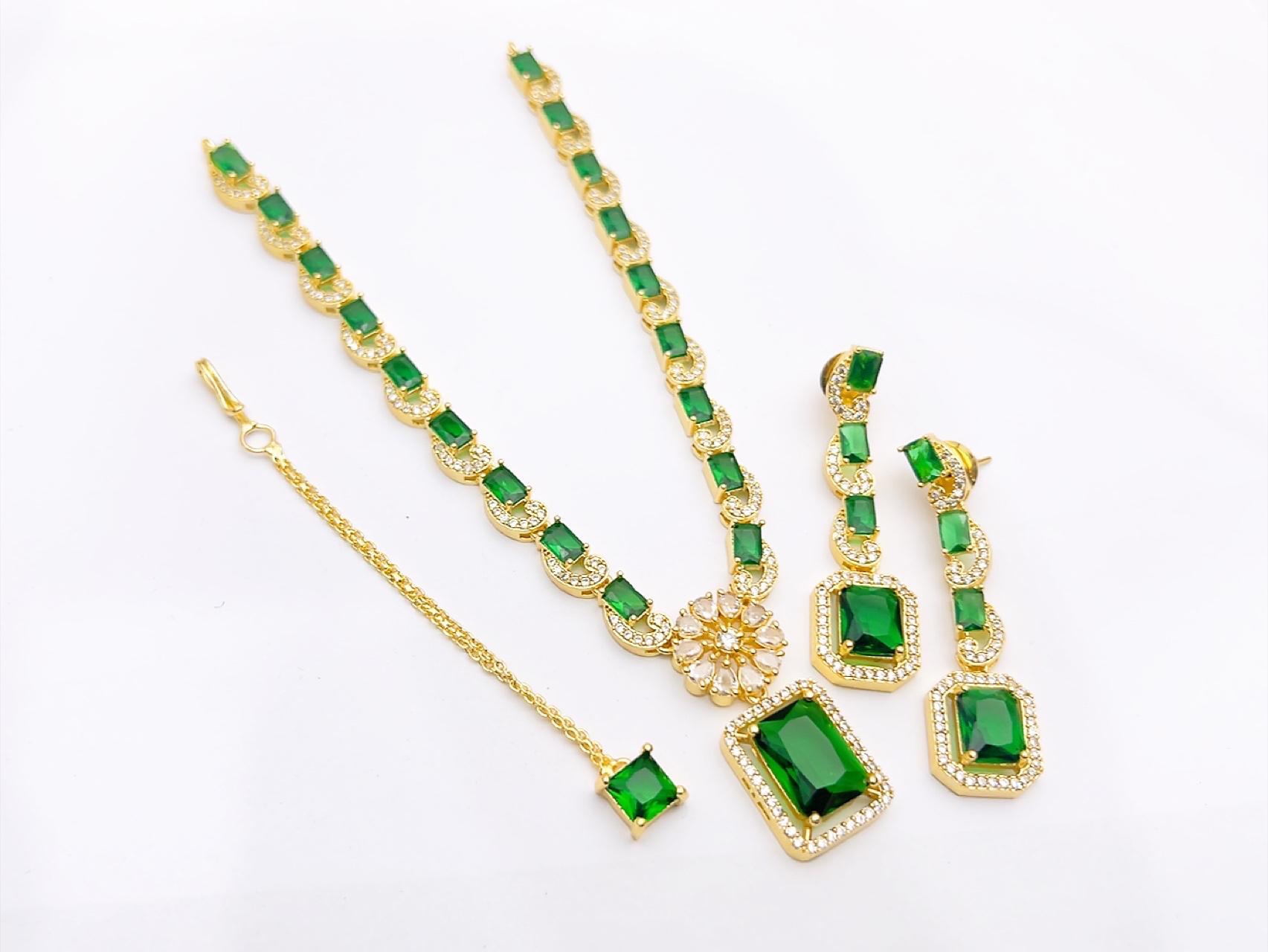 Necklace set