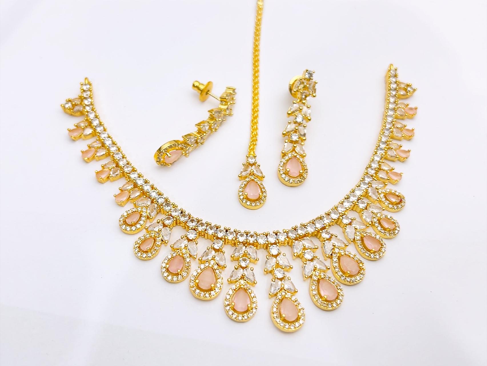Necklace set