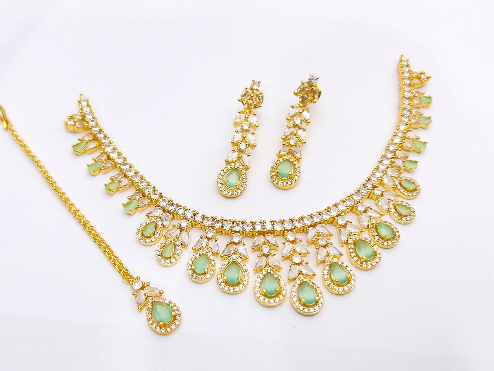 Necklace set