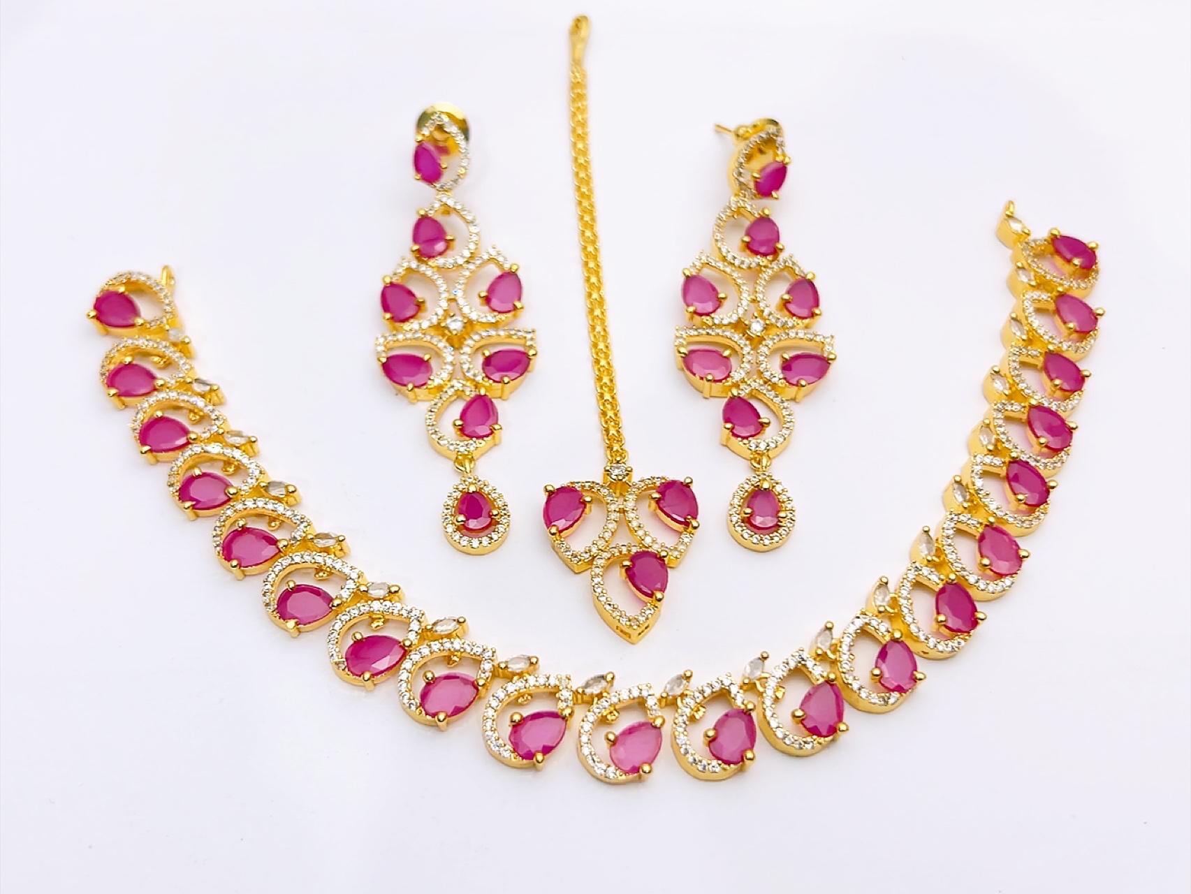 Necklace set