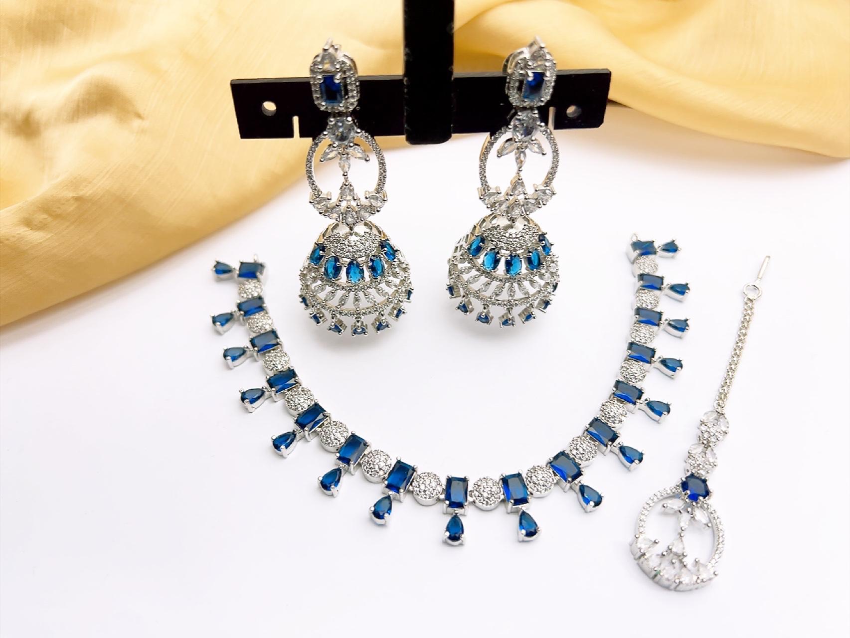 Necklace set