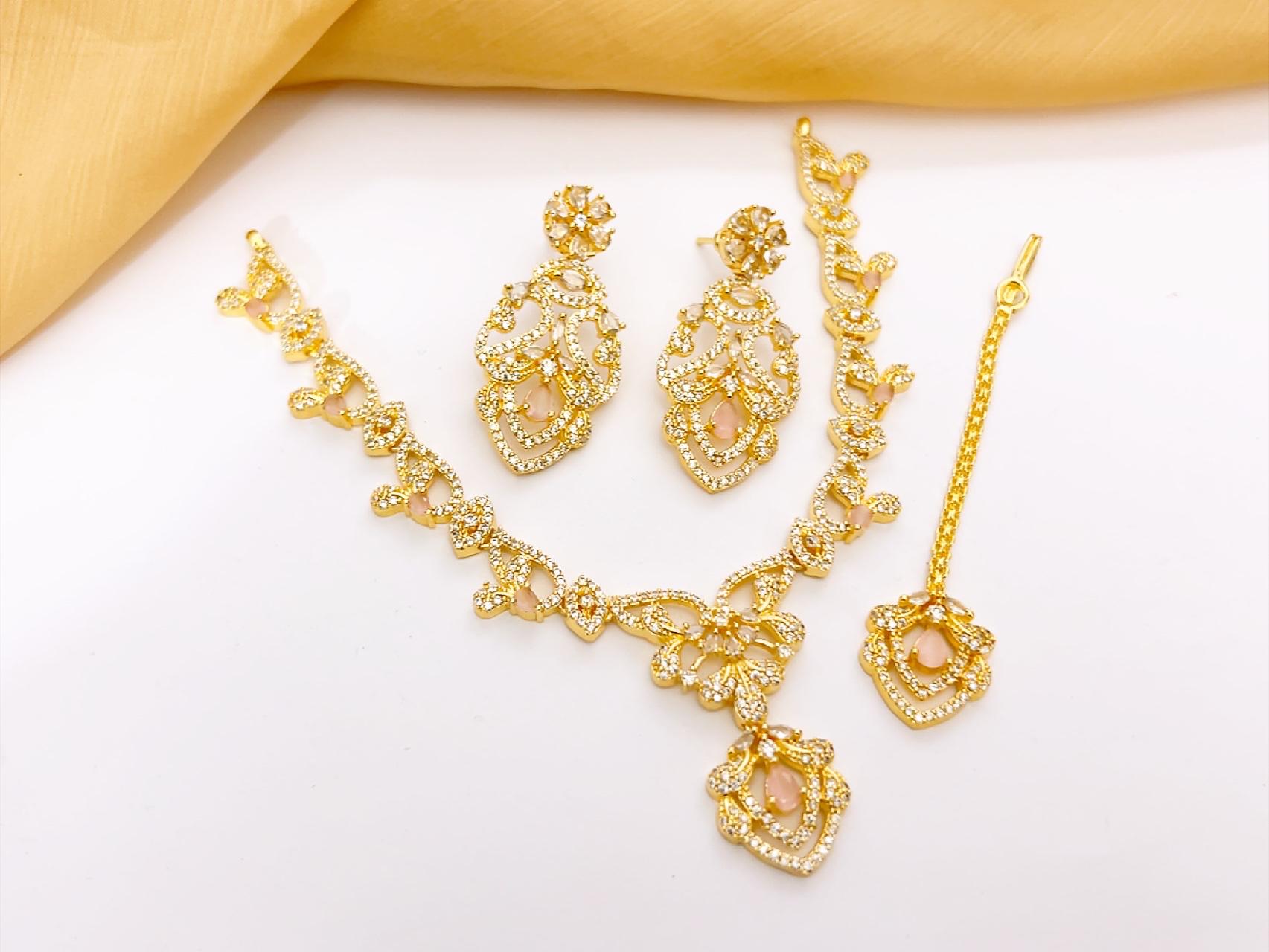 Necklace set