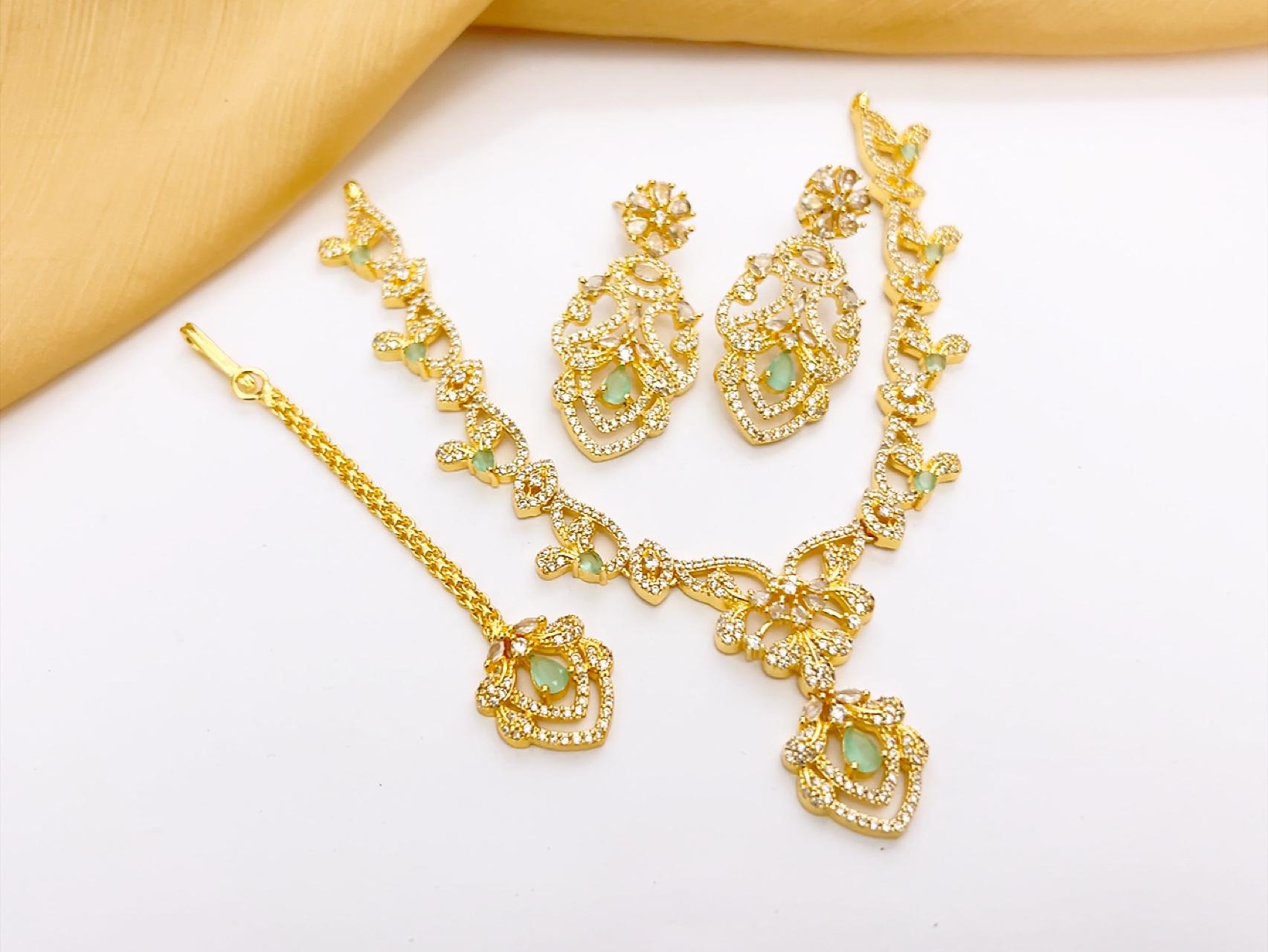 Necklace set