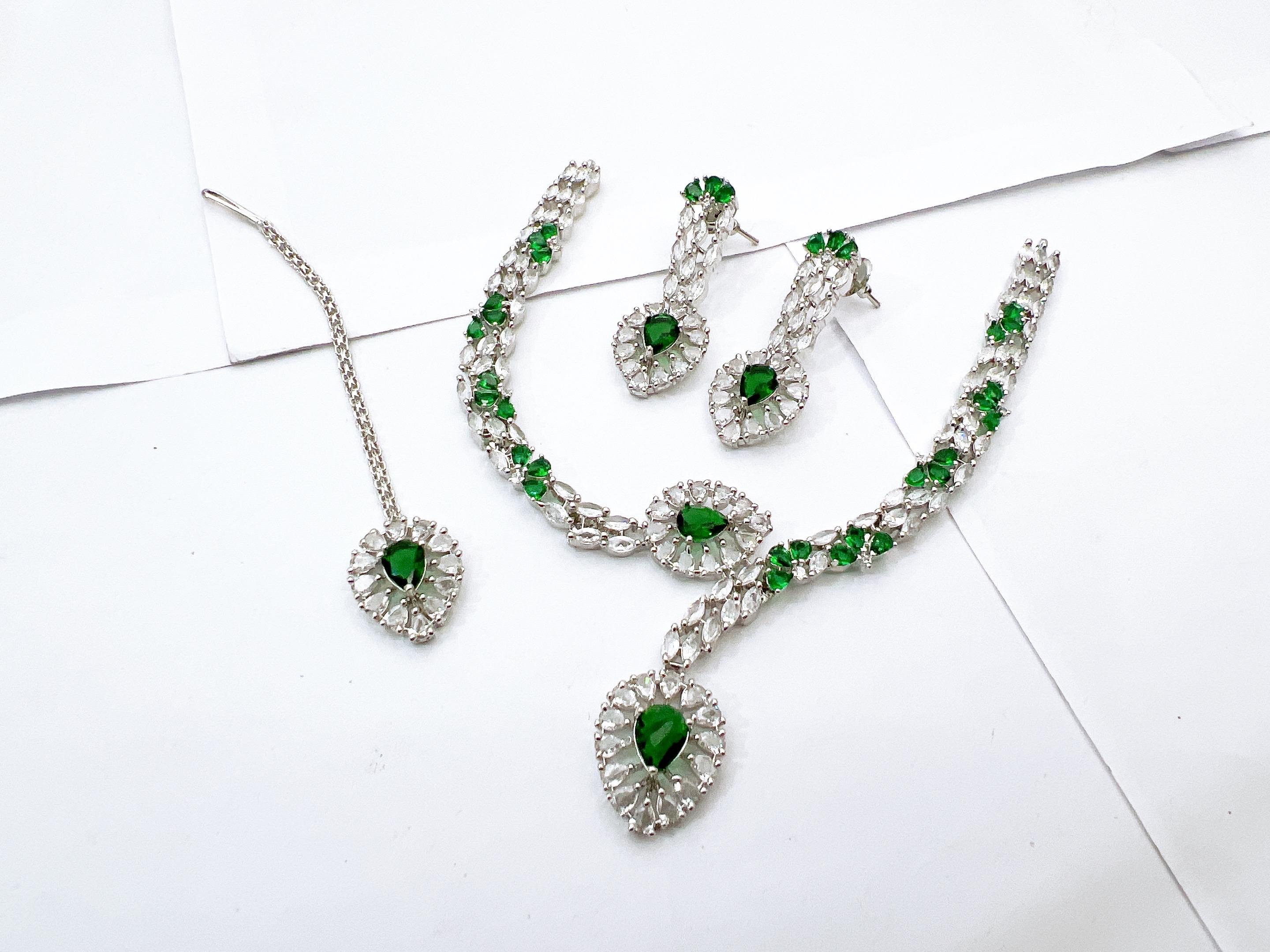 Necklace Set
