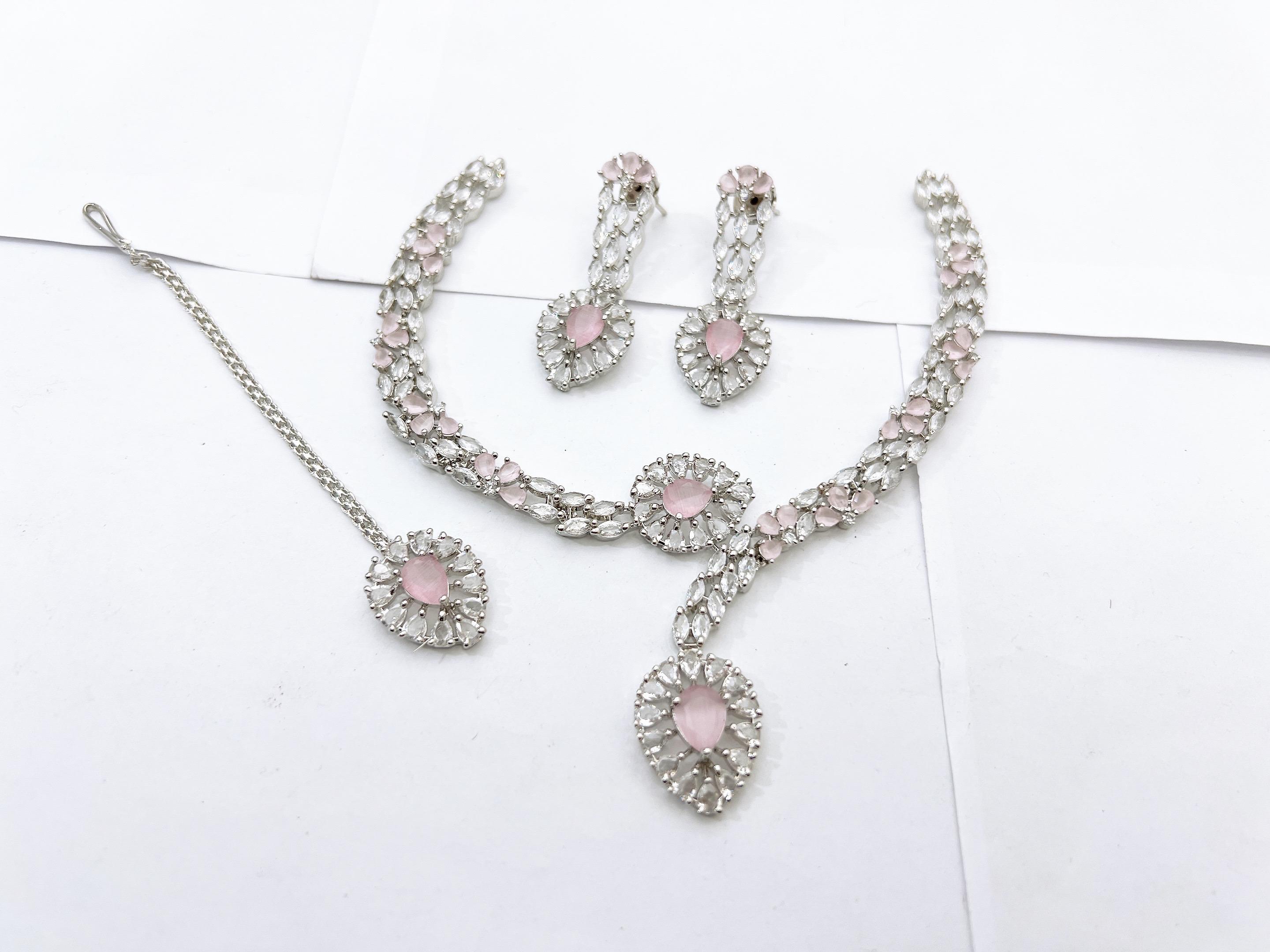 Necklace Set