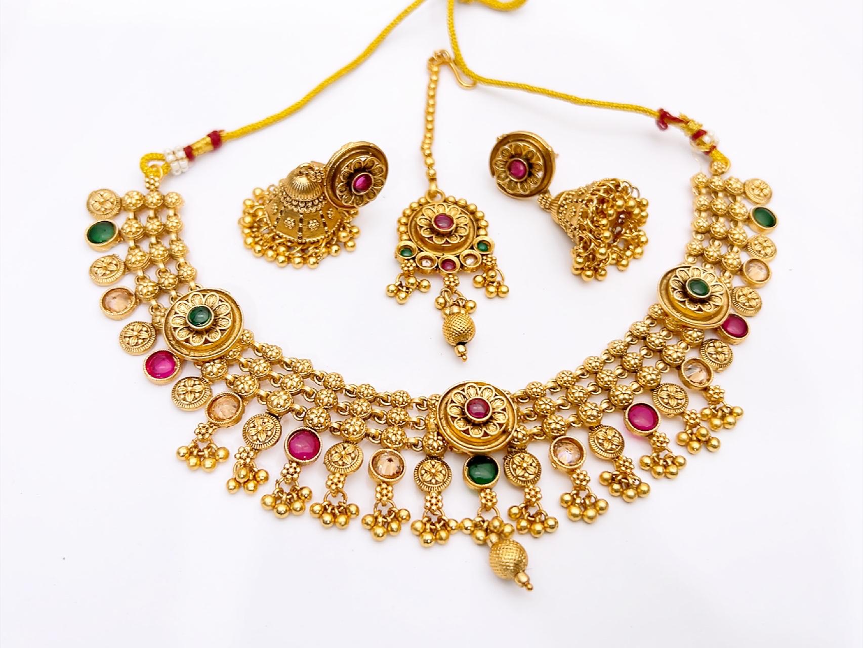 Necklace Set