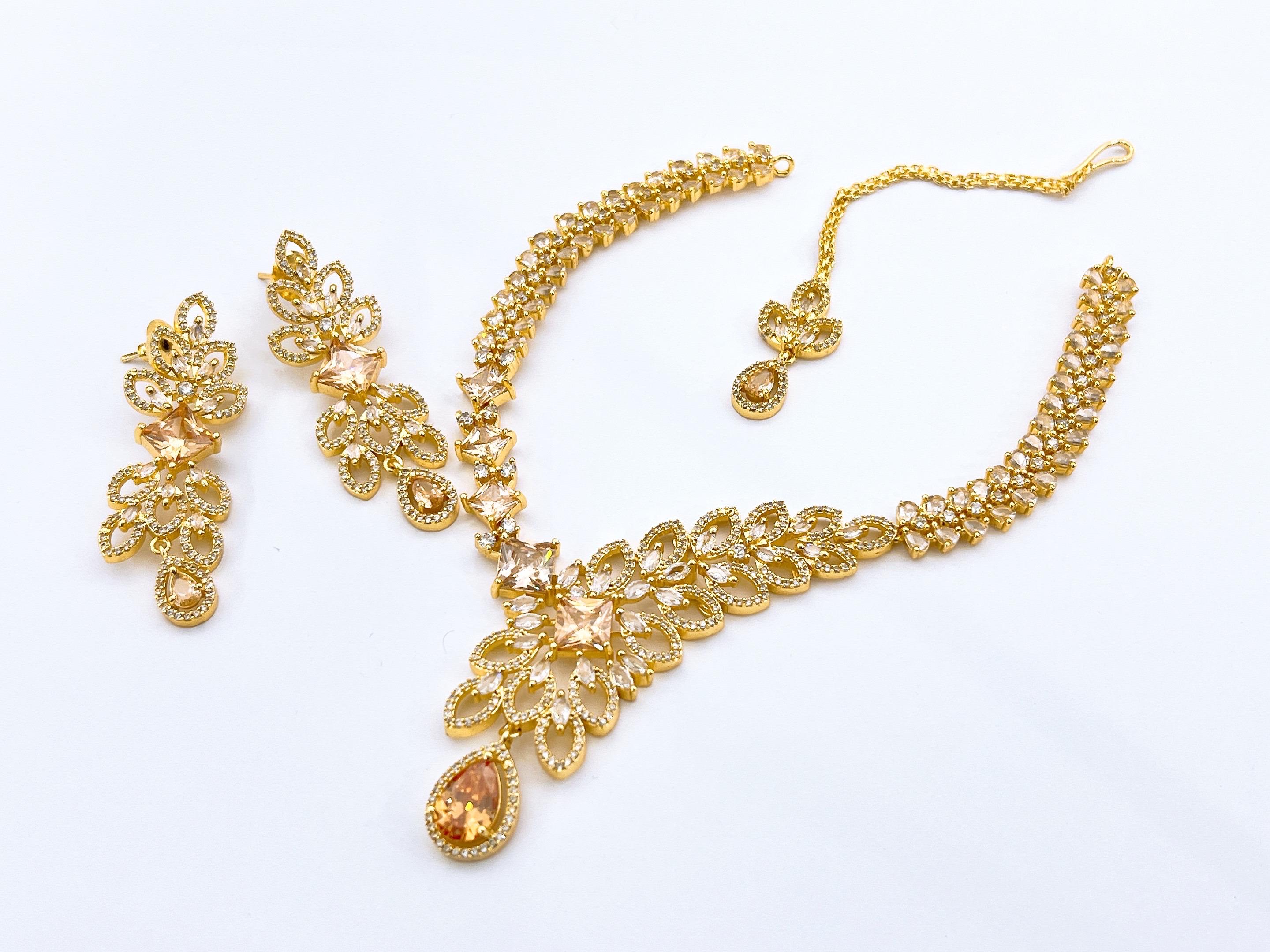 Necklace Set