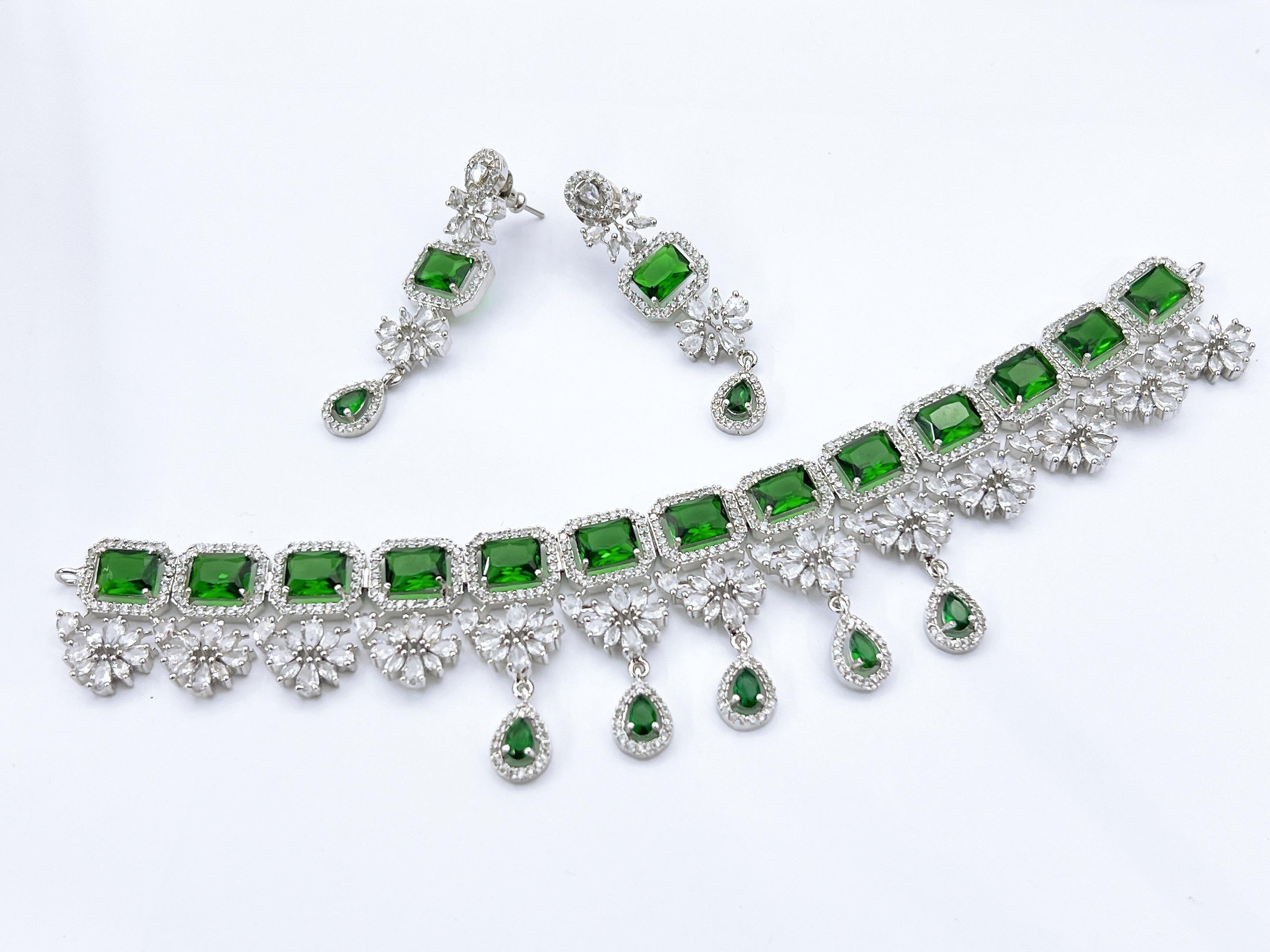 Necklace Set