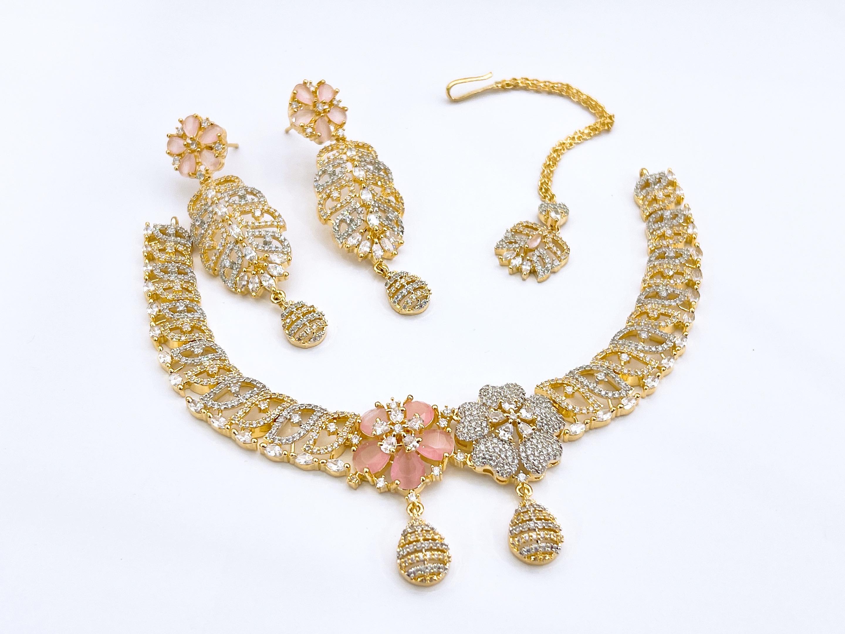 Necklace Set