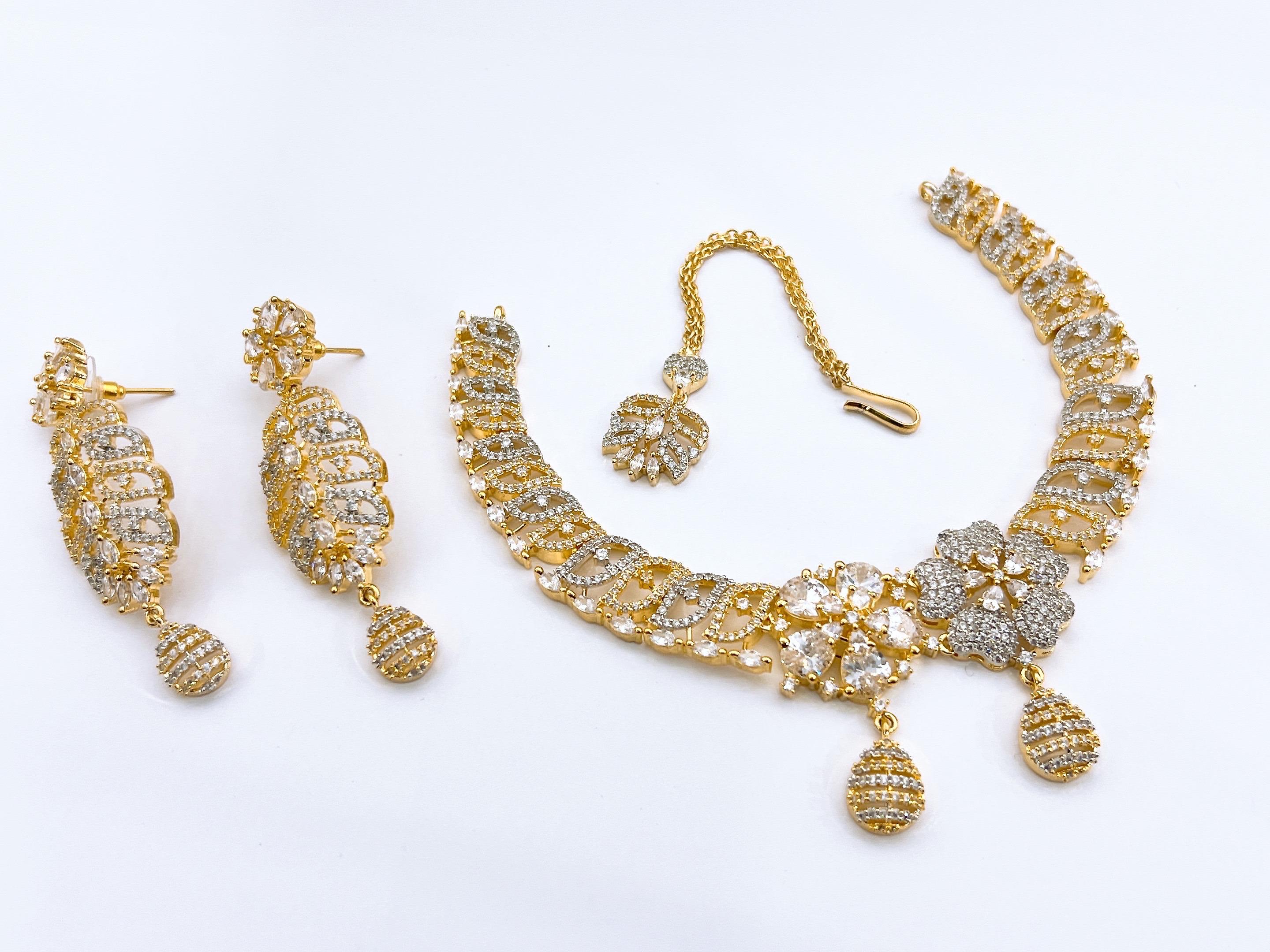 Necklace Set