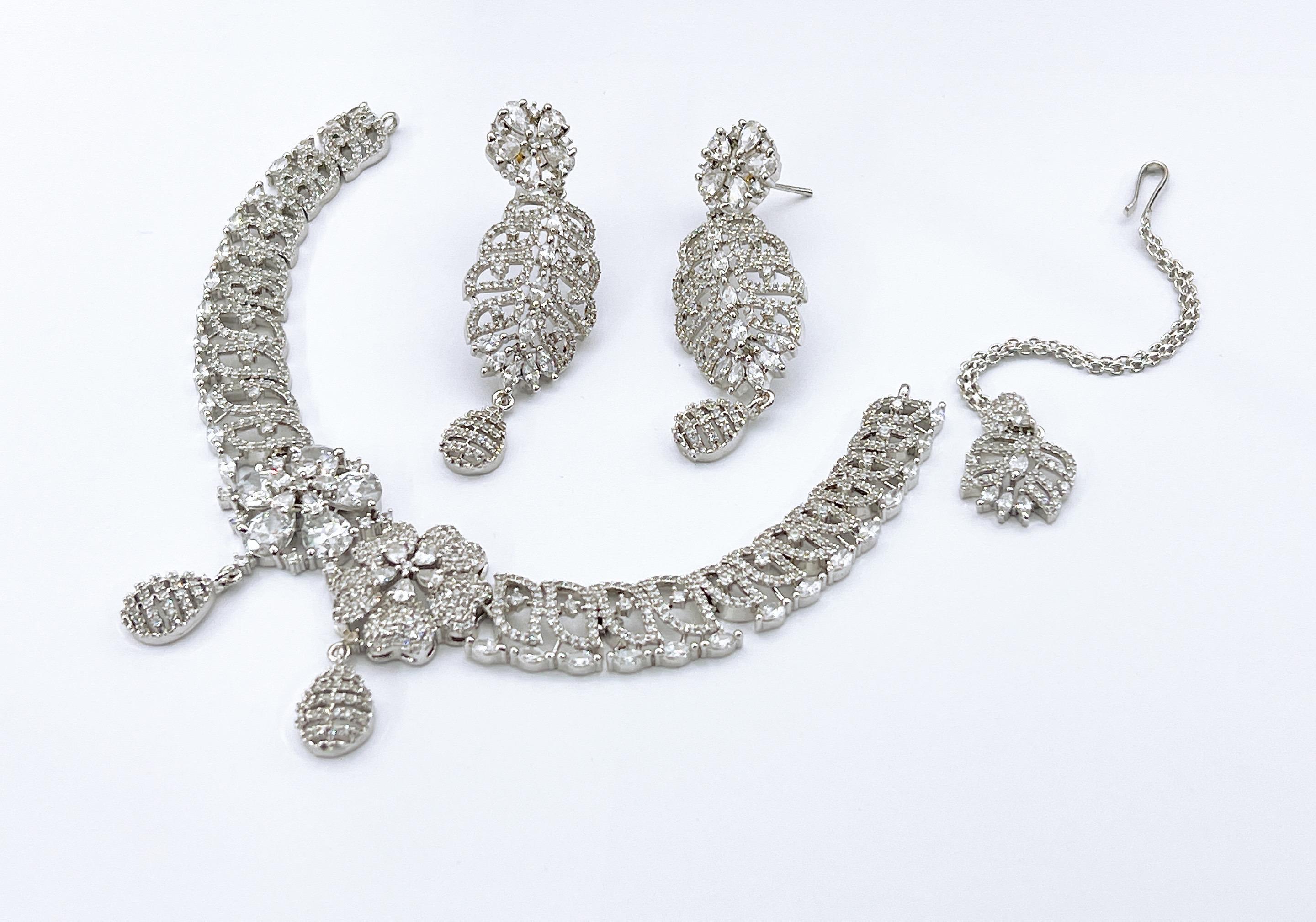 Necklace Set