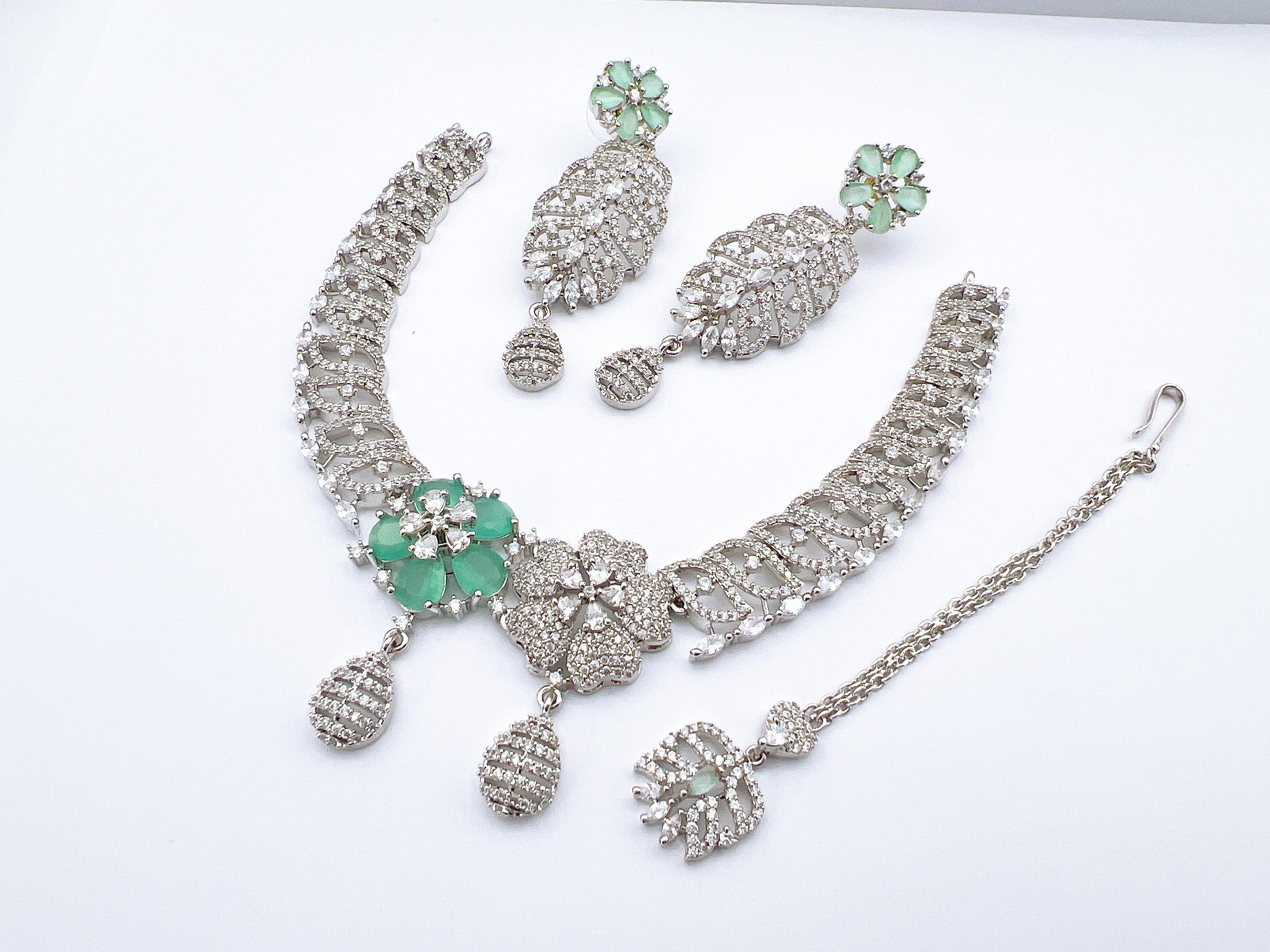 Necklace Set