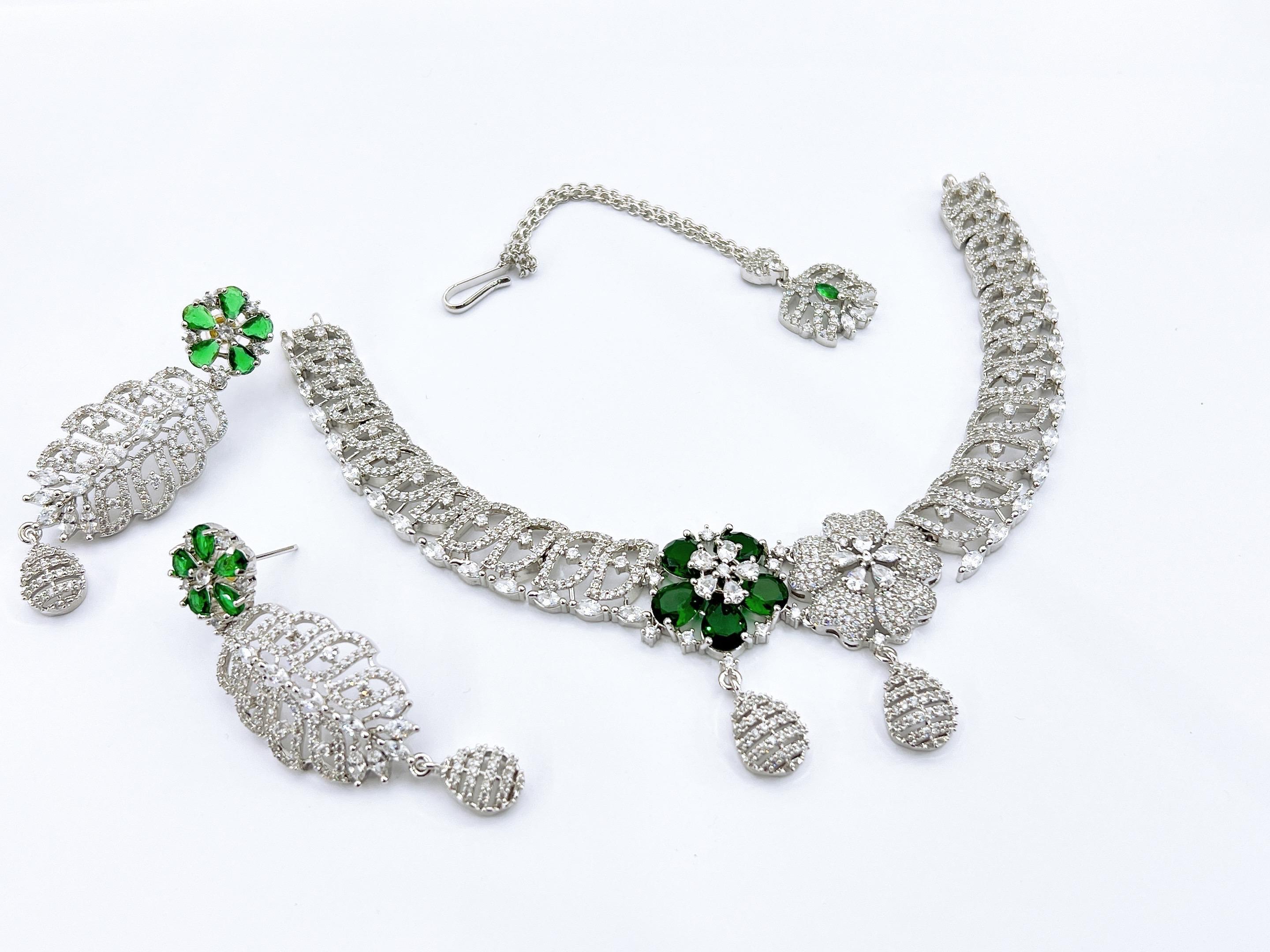 Necklace Set